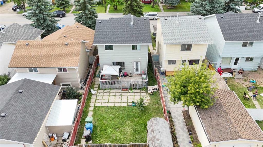 Additional image 4 of 136 Martindale Drive NE, Calgary, AB, T3J3G5