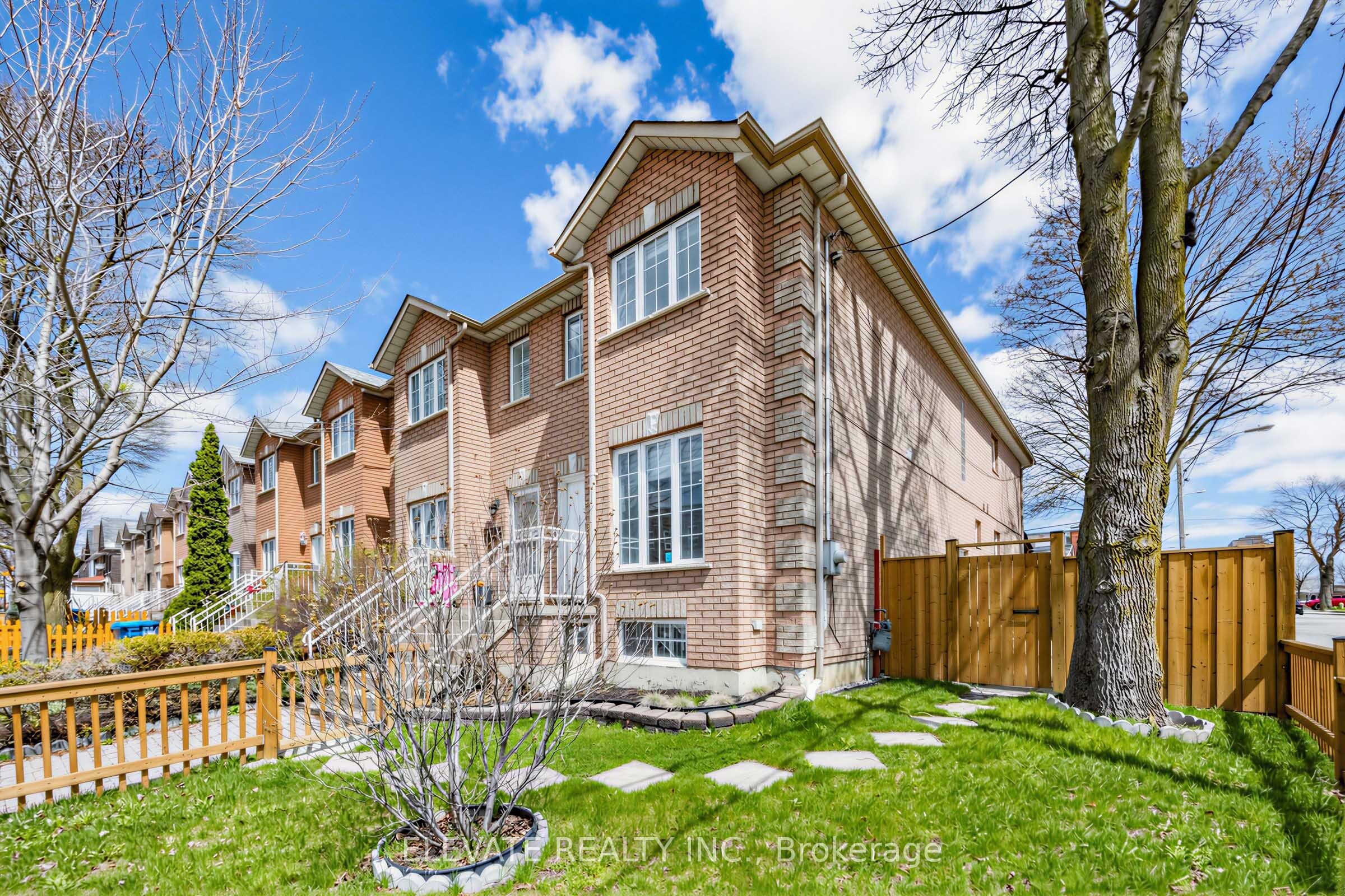 1 Mulock Avenue, Toronto, ON, M6N 3C3