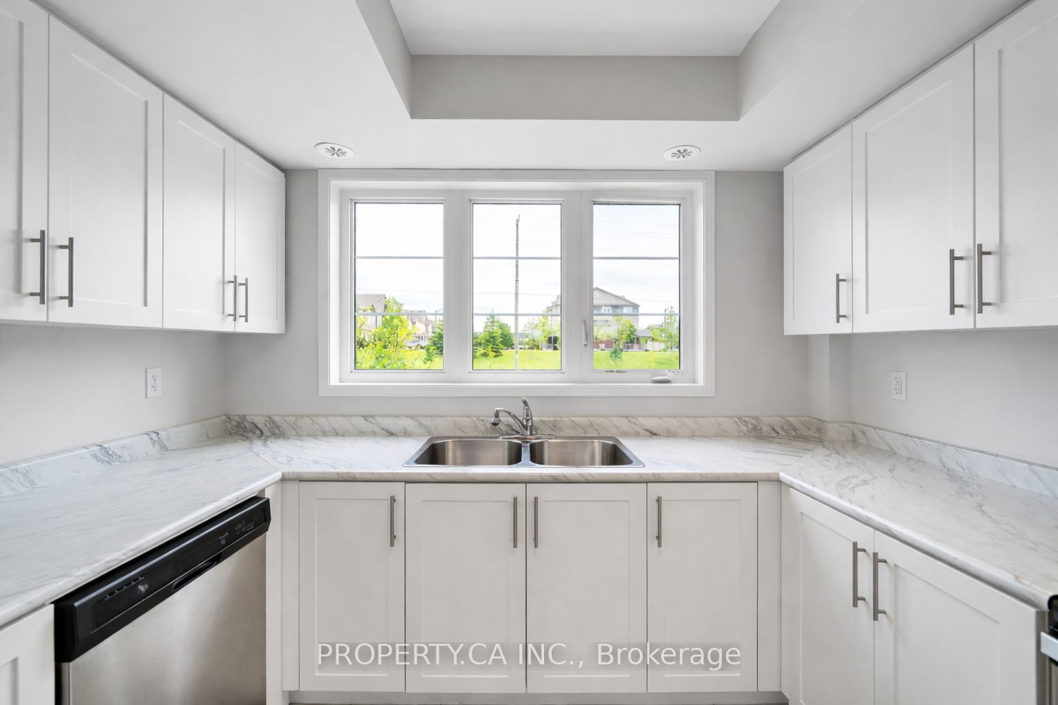 Additional image 6 of 169-2564 Rosedrop Path, Oshawa, ON, L1L 0L1