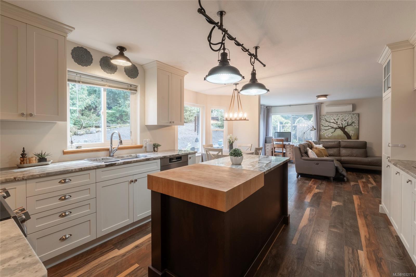 Additional image 5 of 1108 Viewtop Road, Duncan, BC, V9L 5S7
