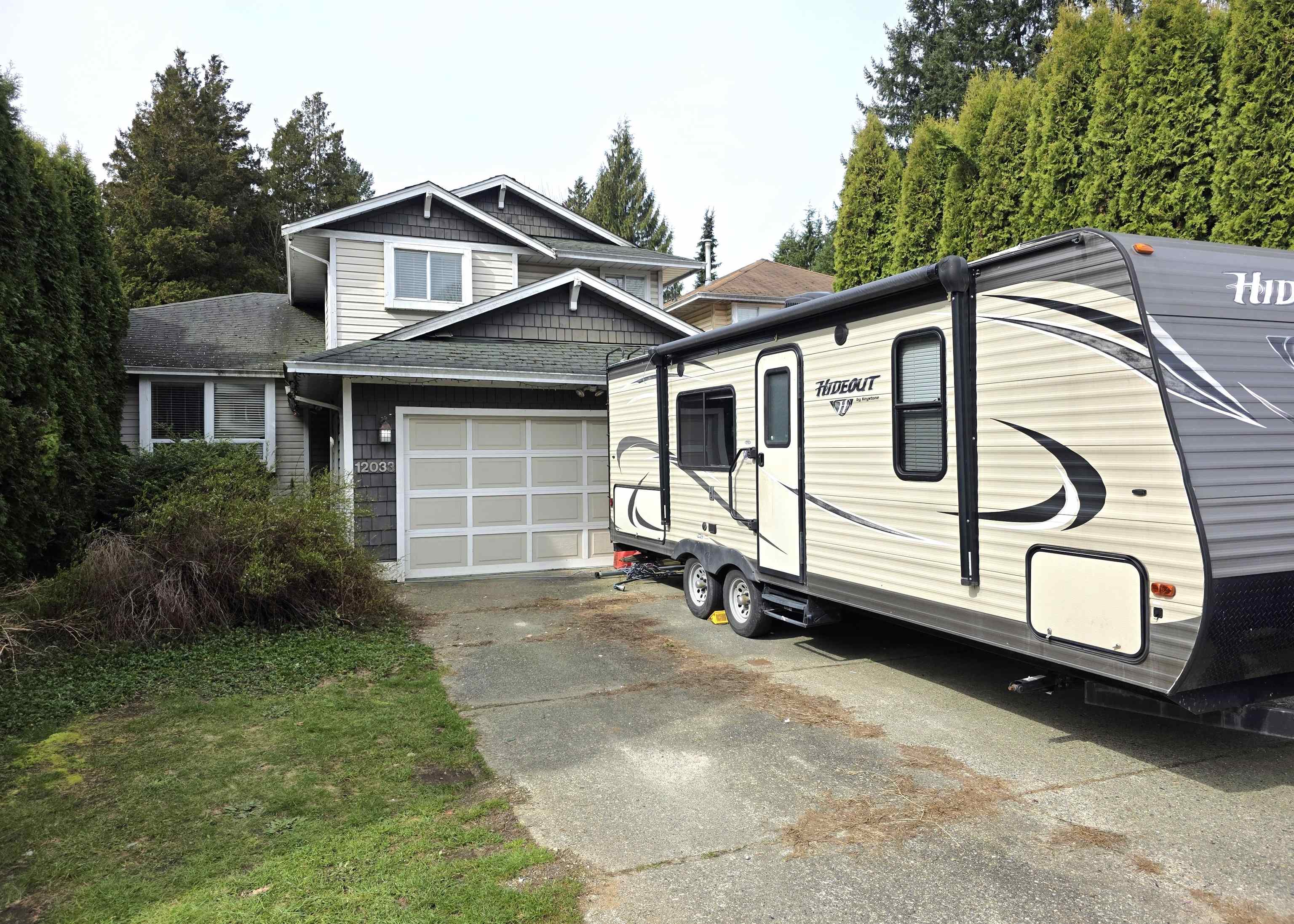 12033 206b Street, Maple Ridge, BC, V2X 9T8