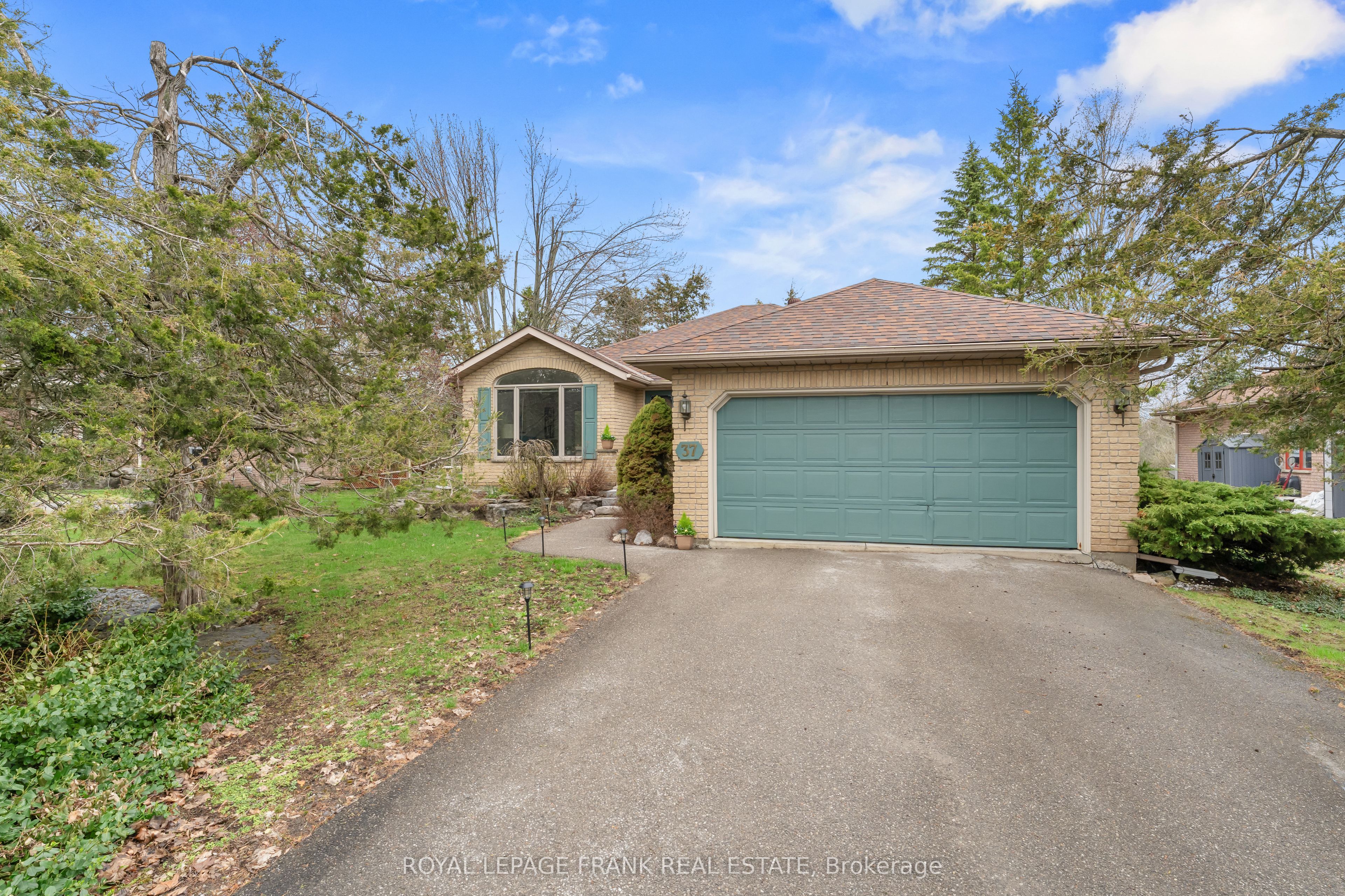 37 Island Bay Drive, Kawartha Lakes, ON, K0M 1A0