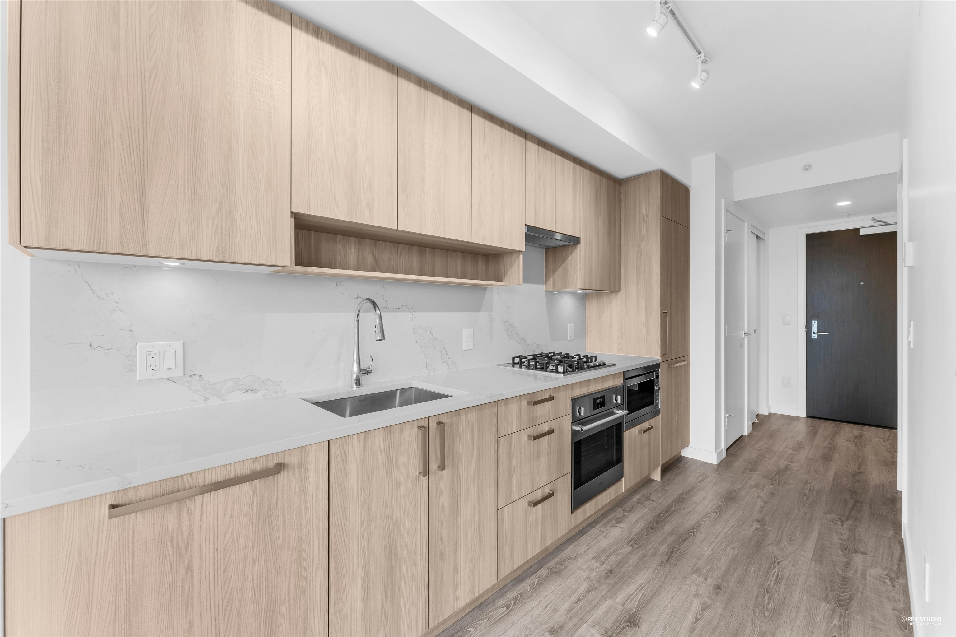 Additional image 2 of 507-13350 Central Avenue, Surrey, BC, V3T 0S1