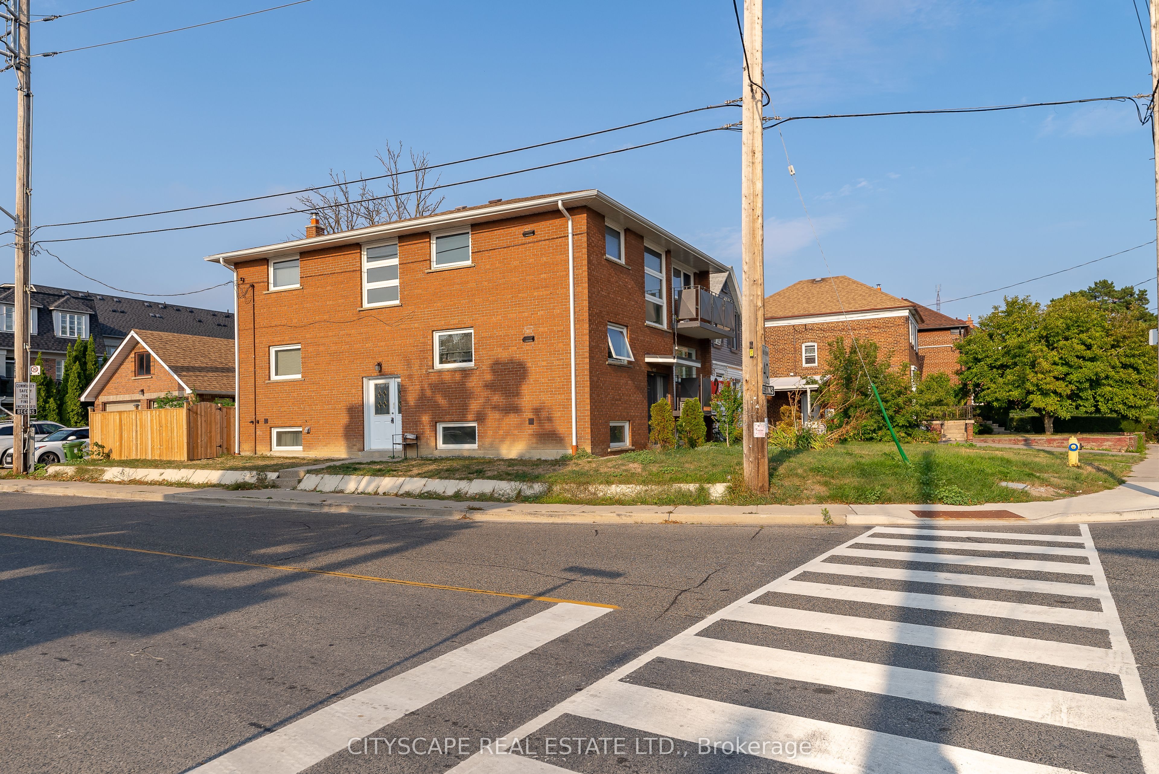 Additional image 2 of 2724 Lake Shore Boulevard W, Toronto, ON, M8V 1G8