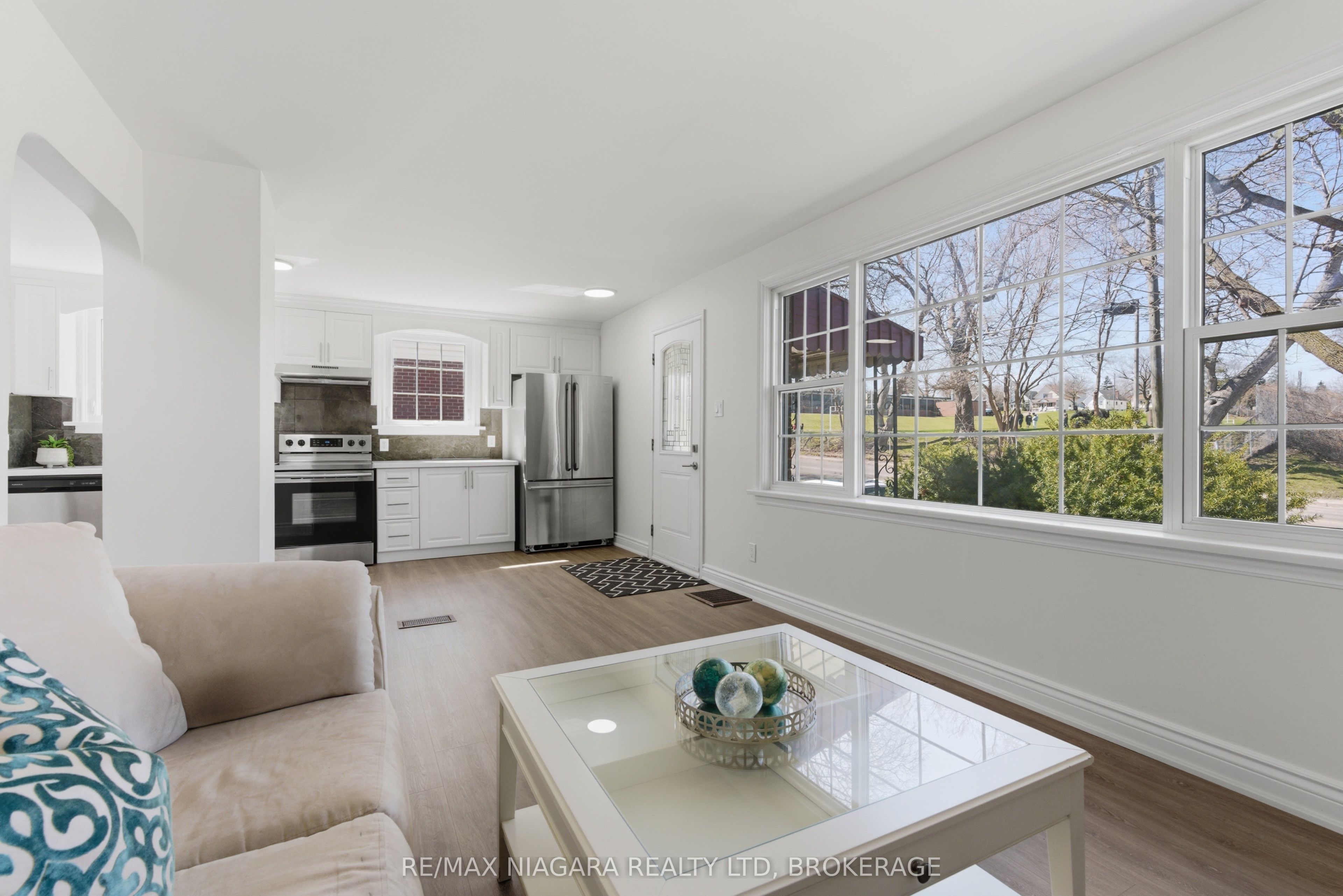 Additional image 5 of 5654 Drummond Road, Niagara Falls, ON, L2G 4L4