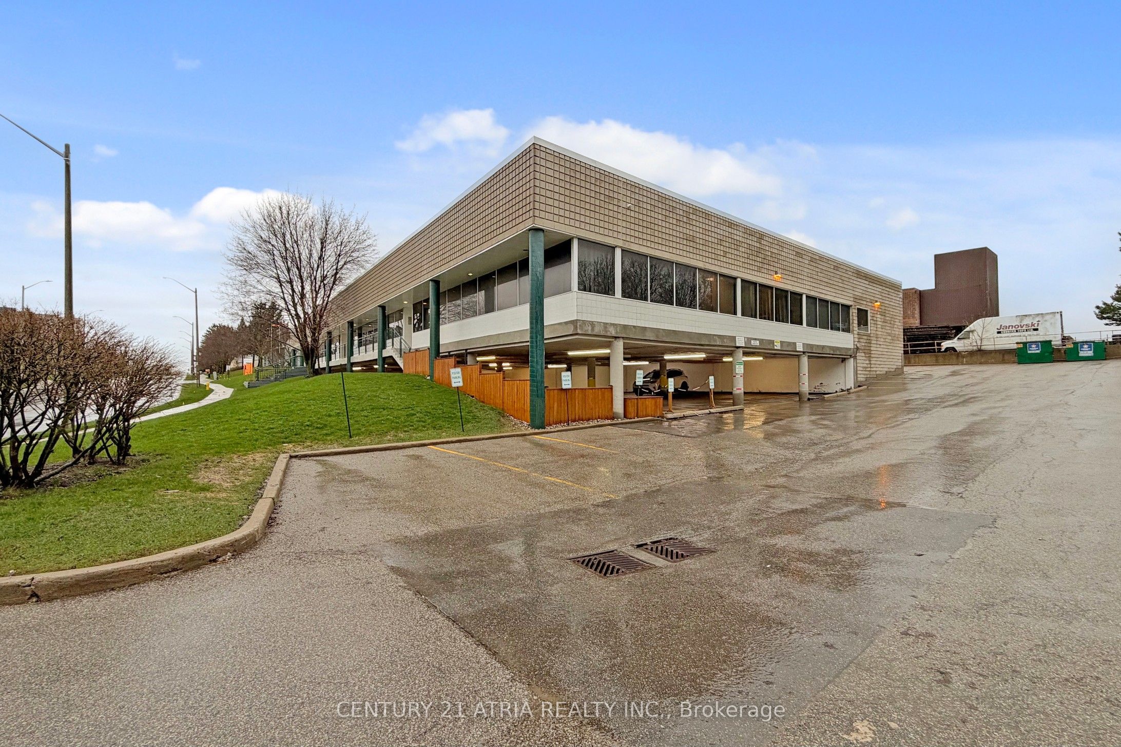 Additional image 3 of 45 Mcintosh Drive, Markham, ON, L3R 8C7