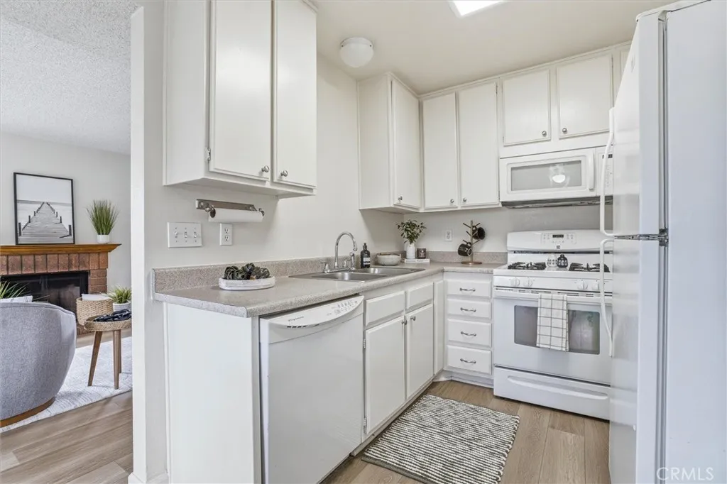 Additional image 31 of 1192 Sumner Pl Unit D, Santa Maria, CA 93455