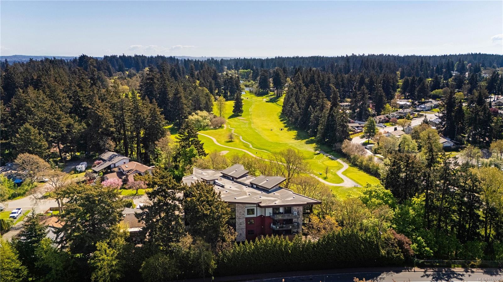 402-2850 Aldwynd Road, Langford, BC, V9B 3S7 photo 3