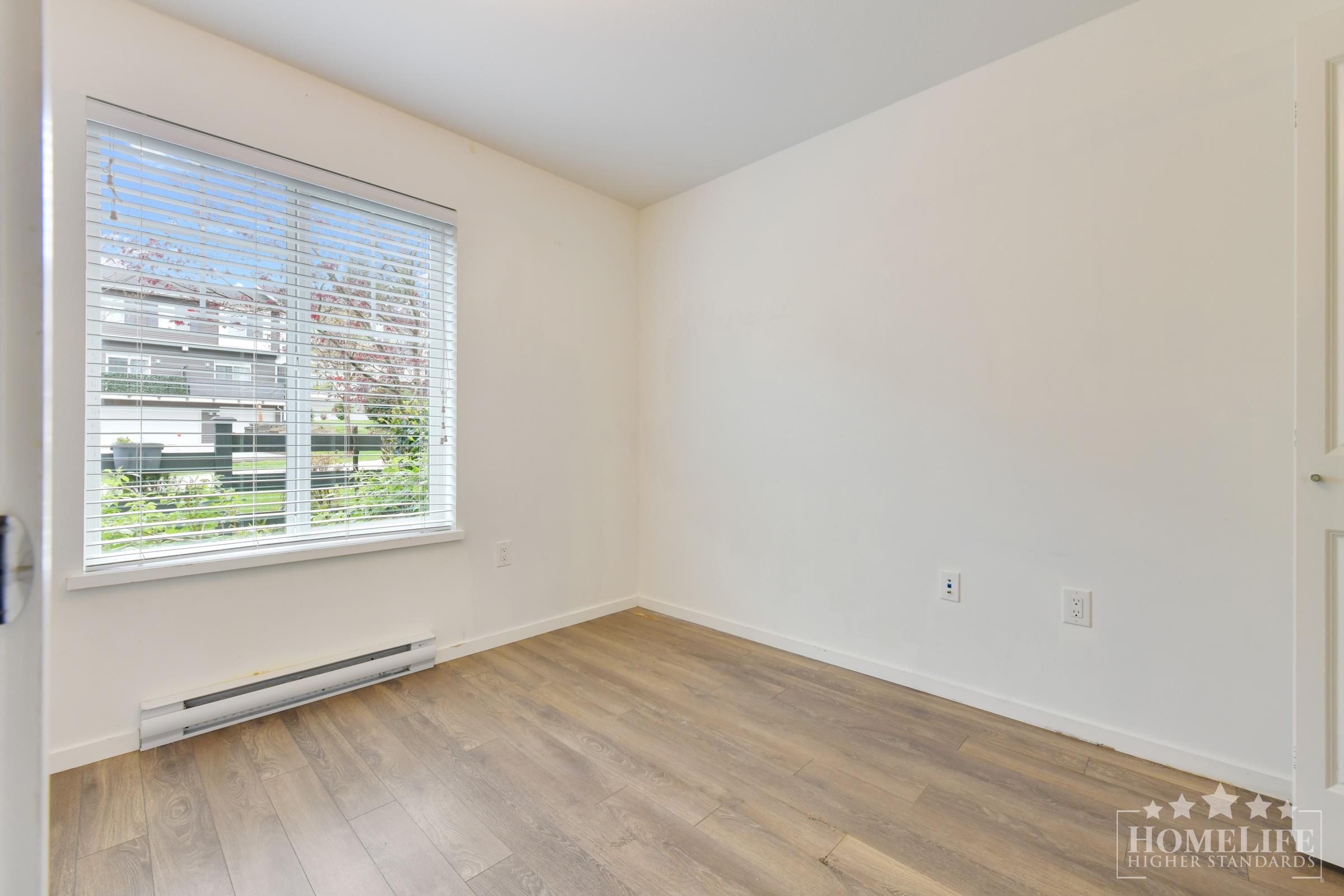 Additional image 3 of 52-8168 136a Street, Surrey, BC, V3W 2Z6