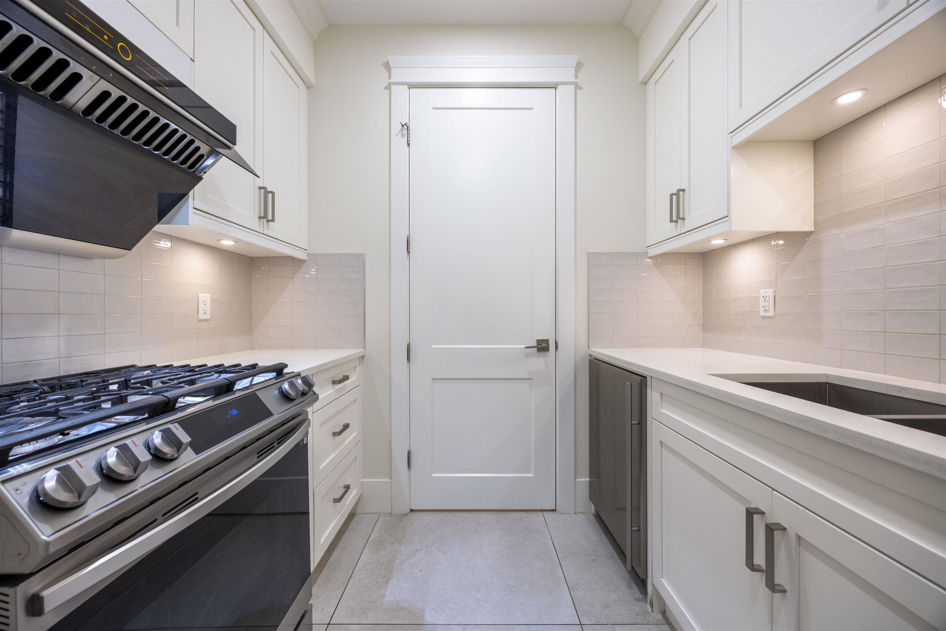 Additional image 6 of 1245 Kent Street, White Rock, BC, V4B 4T6