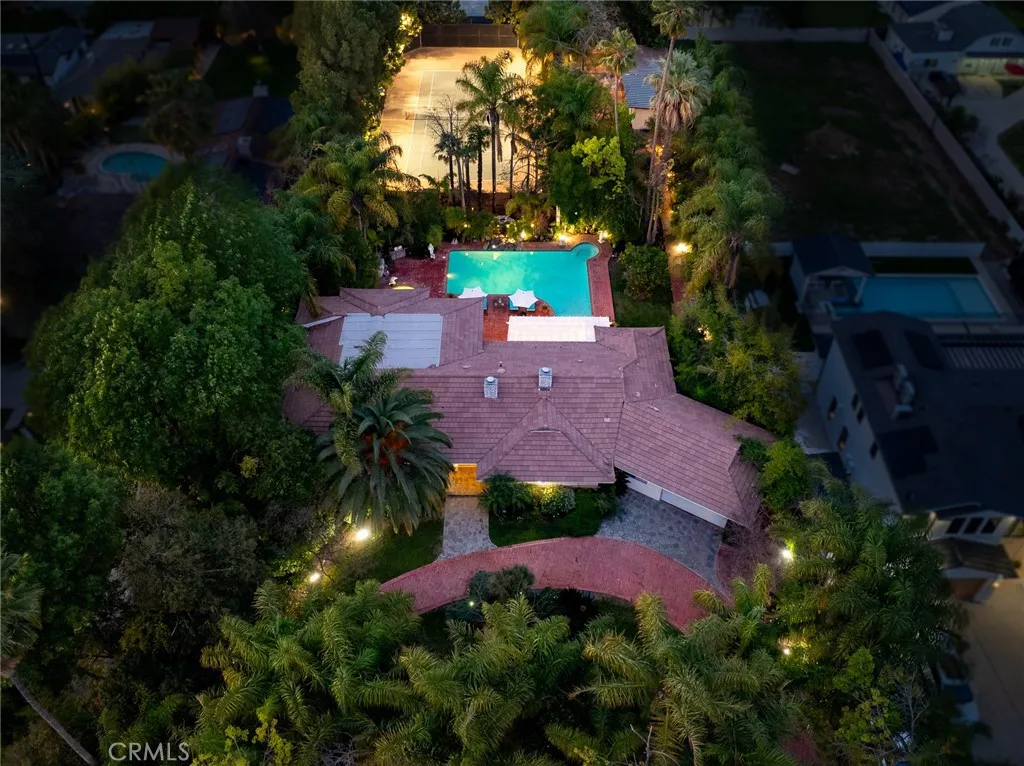 Additional image 143 of 22723 Erwin St, Woodland Hills, CA 91367