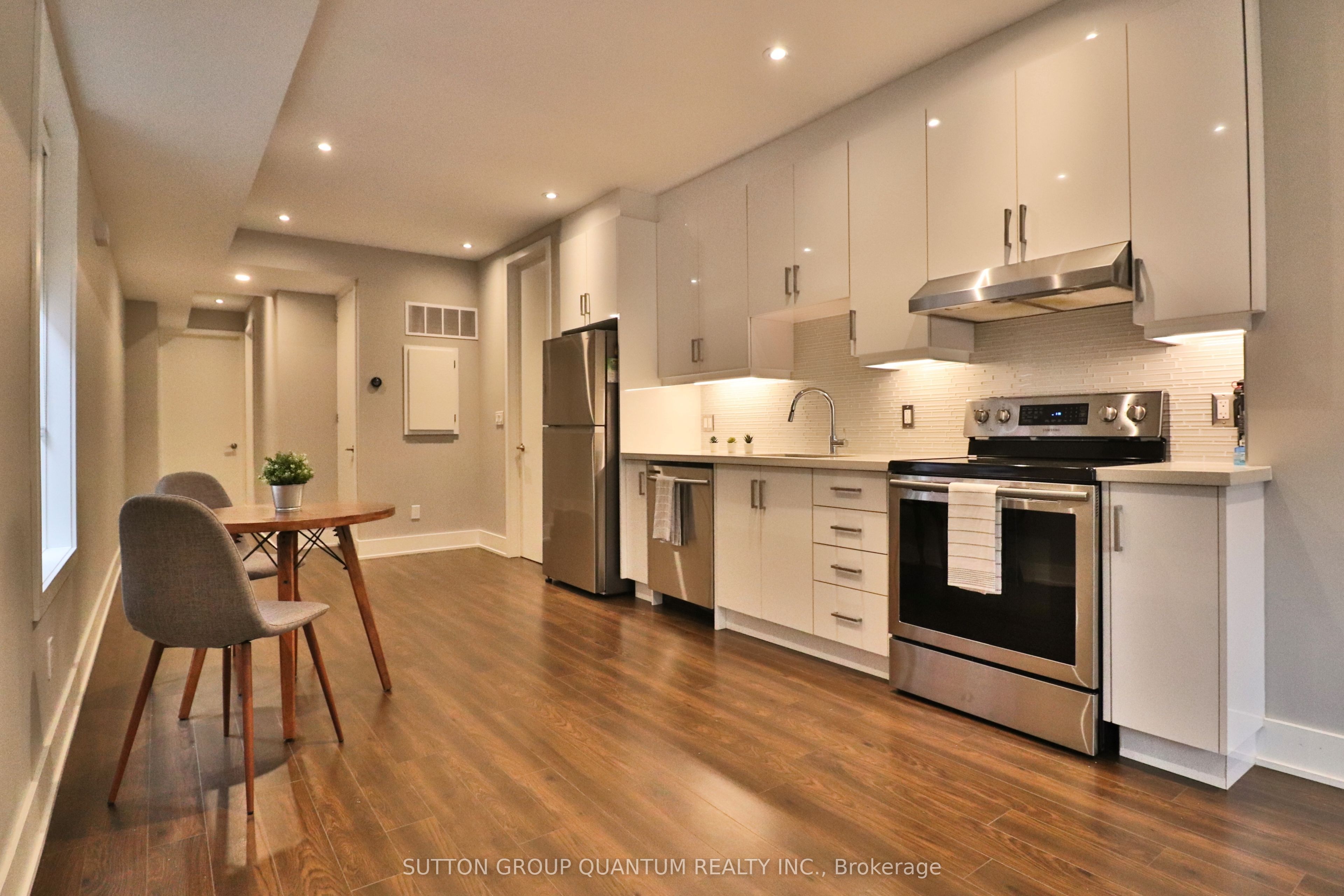 Additional image 4 of Main-35 Cloverdale Road, Toronto, ON, M6N 3L6