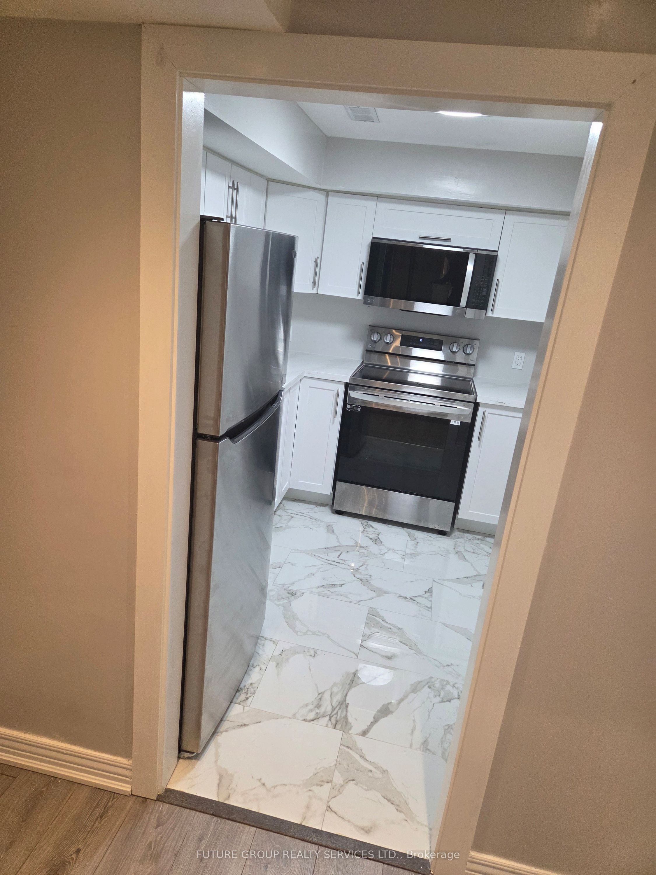 Additional image 4 of 22 Rich Crescent, Whitby, ON, L1P 1V8