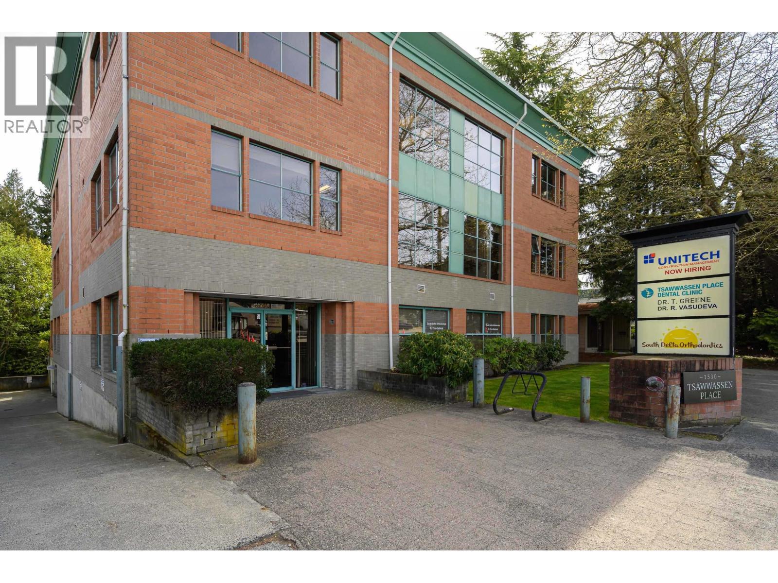 Additional image 2 of 300-1530 56 Street, Delta, BC, V4K2T8