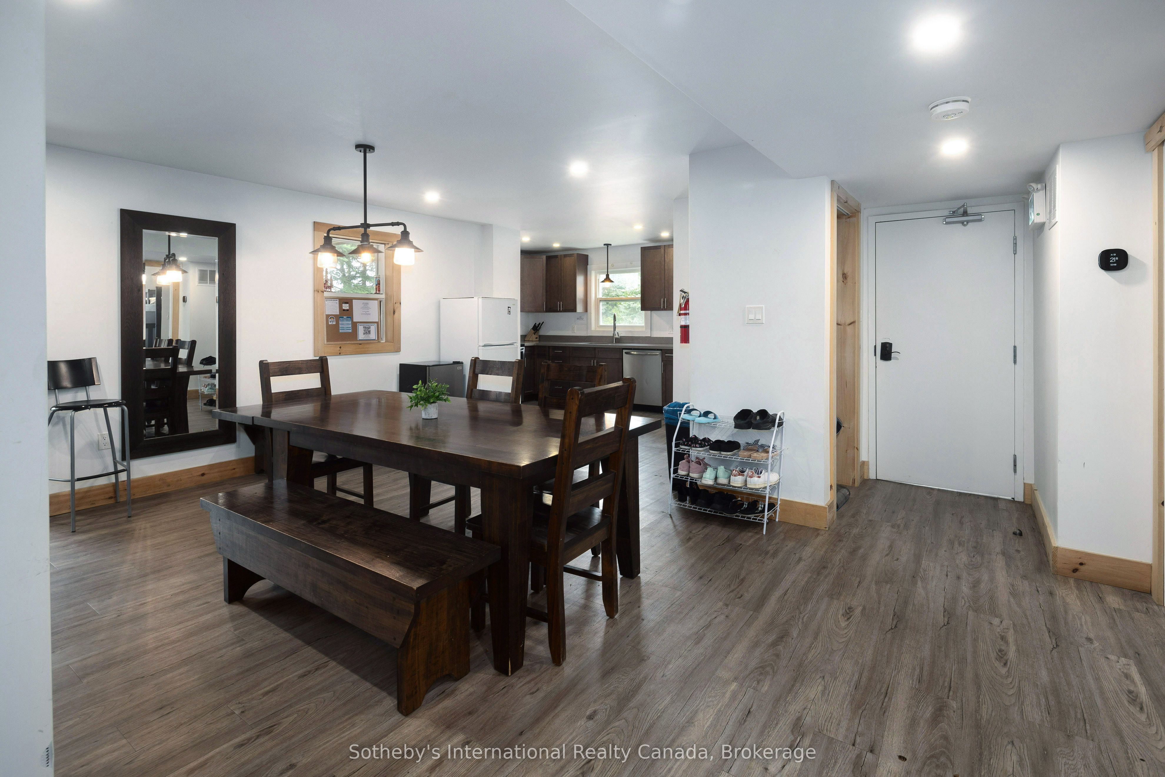 Additional image 4 of 210 Arlberg Crescent, Blue Mountains, ON, L9Y 0M1