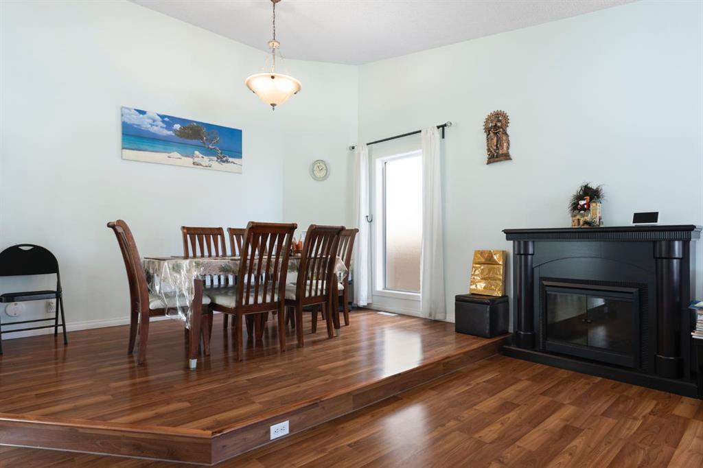 Additional image 6 of 8 Hawkfield Crescent NW, Calgary, AB, T3G 1Z5
