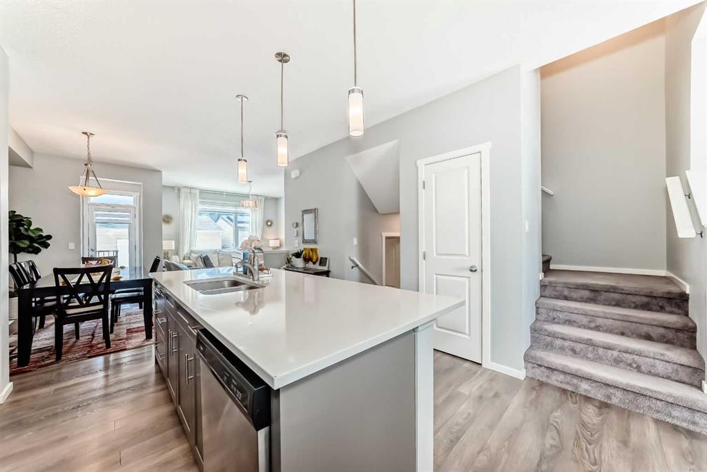 Additional image 4 of 462 Walgrove Way SE, Calgary, AB, T2X 4E9