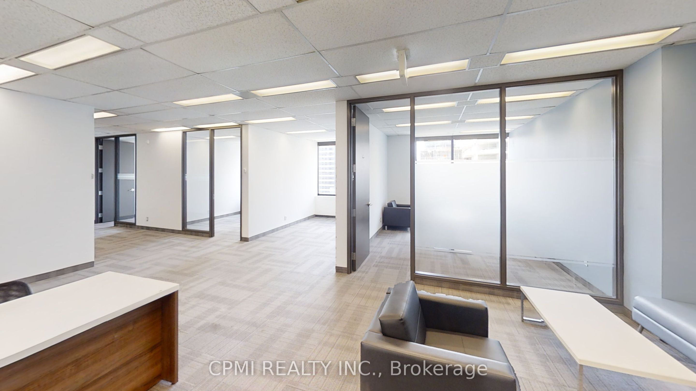 1502-180 Dundas Street, Toronto, ON, M5G 1Z8