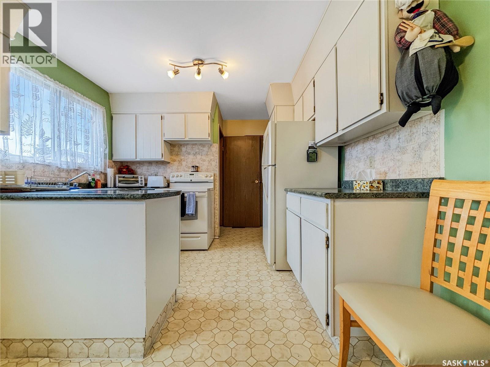Additional image 6 of 3946 Diefenbaker Drive, Saskatoon, SK, S7L6C6