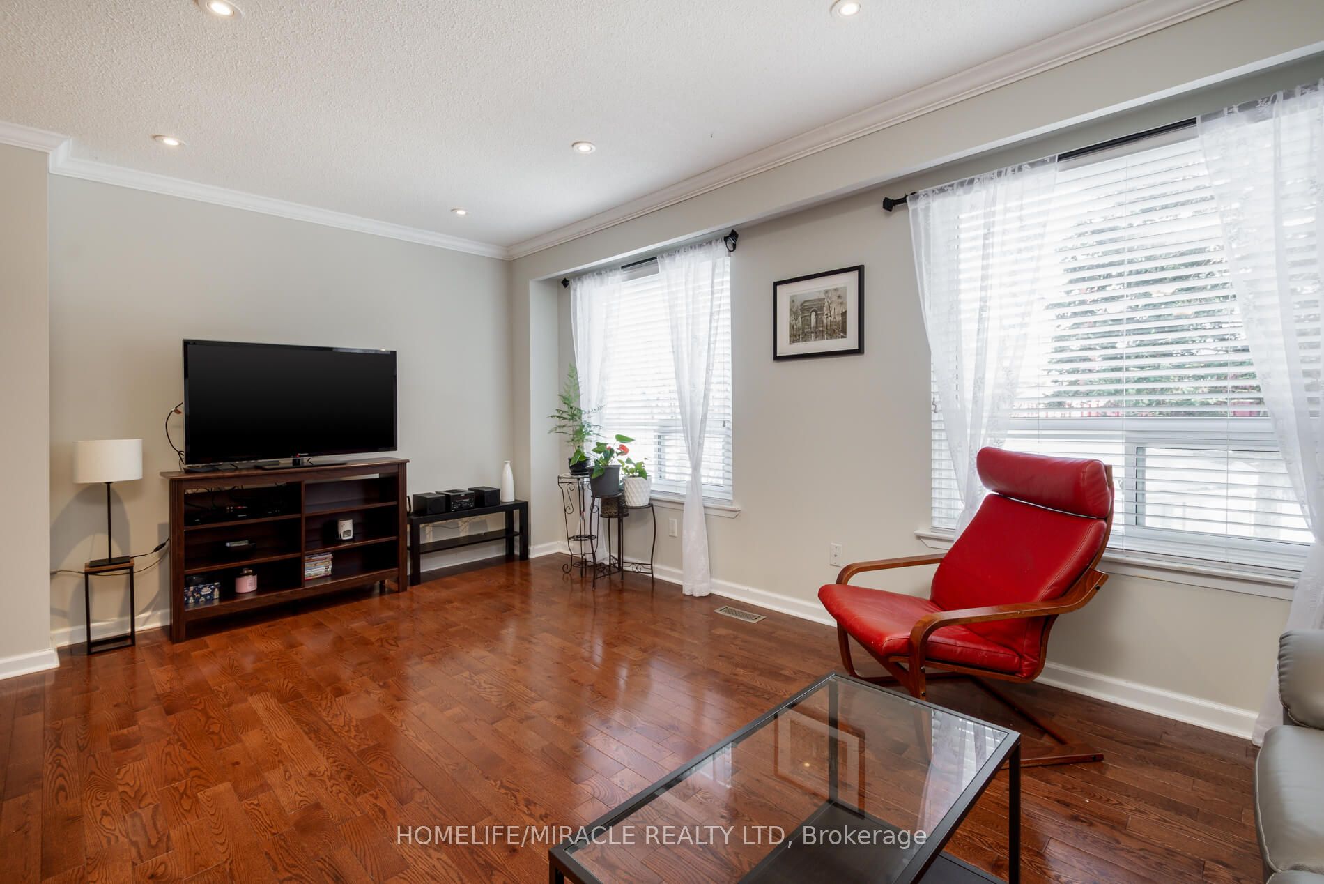 Additional image 6 of 51-70 Moregate Crescent, Brampton, ON, L6S 3K9
