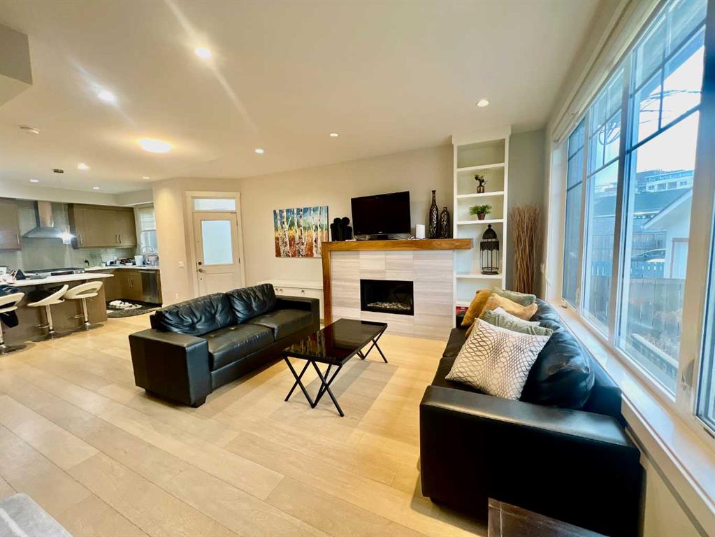 Additional image 2 of 2-924 3 Avenue NW, Calgary, AB, T2N 0J6