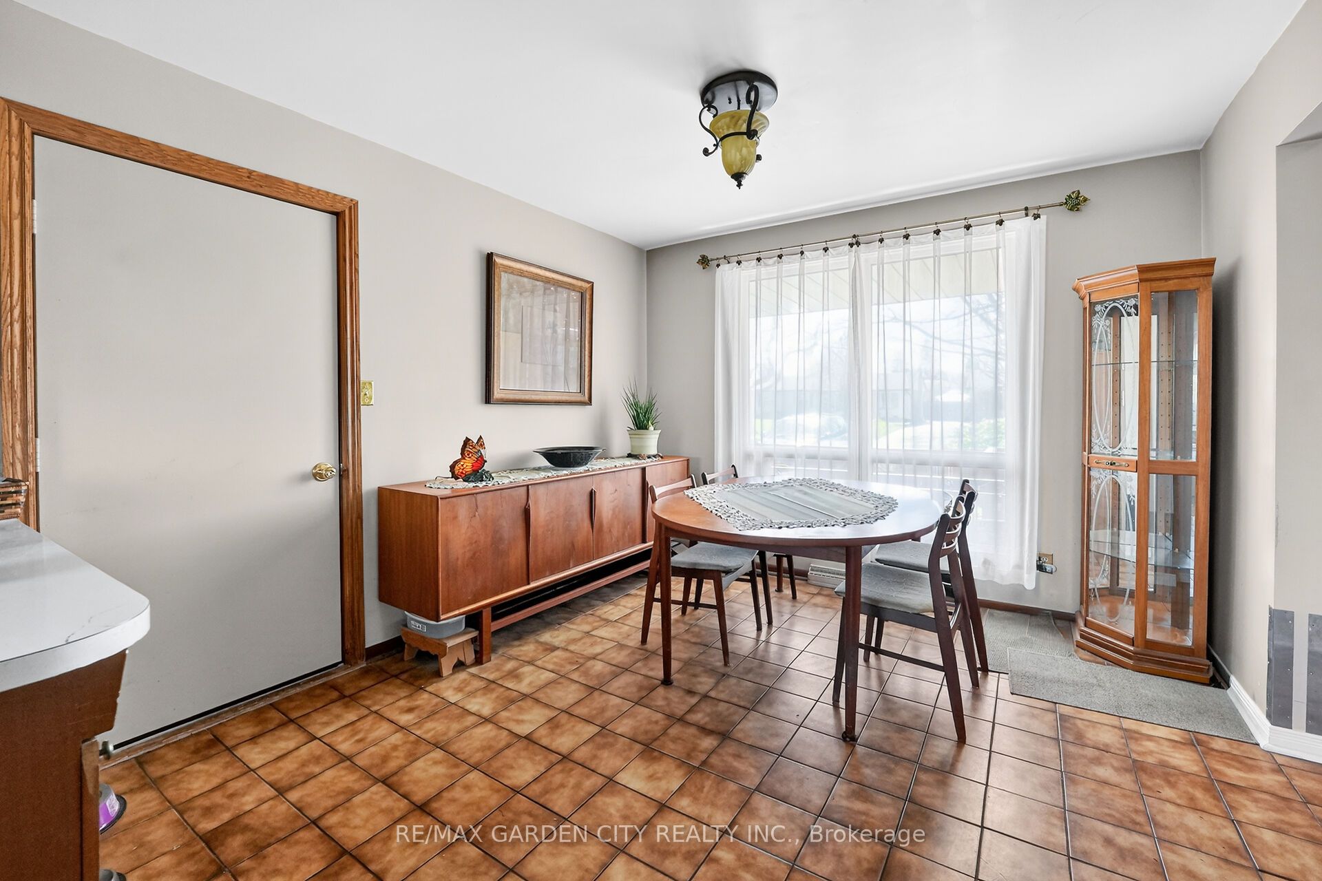 Additional image 5 of 5 Lockview Crescent, St. Catharines, ON, L2M 2T2