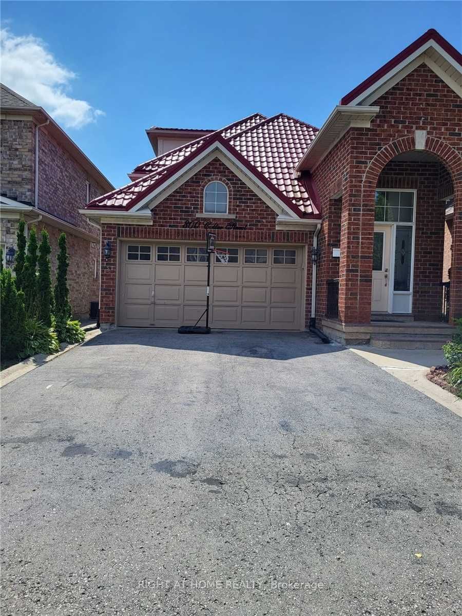 800 Colter Street S, Newmarket, ON, L3X 2V2