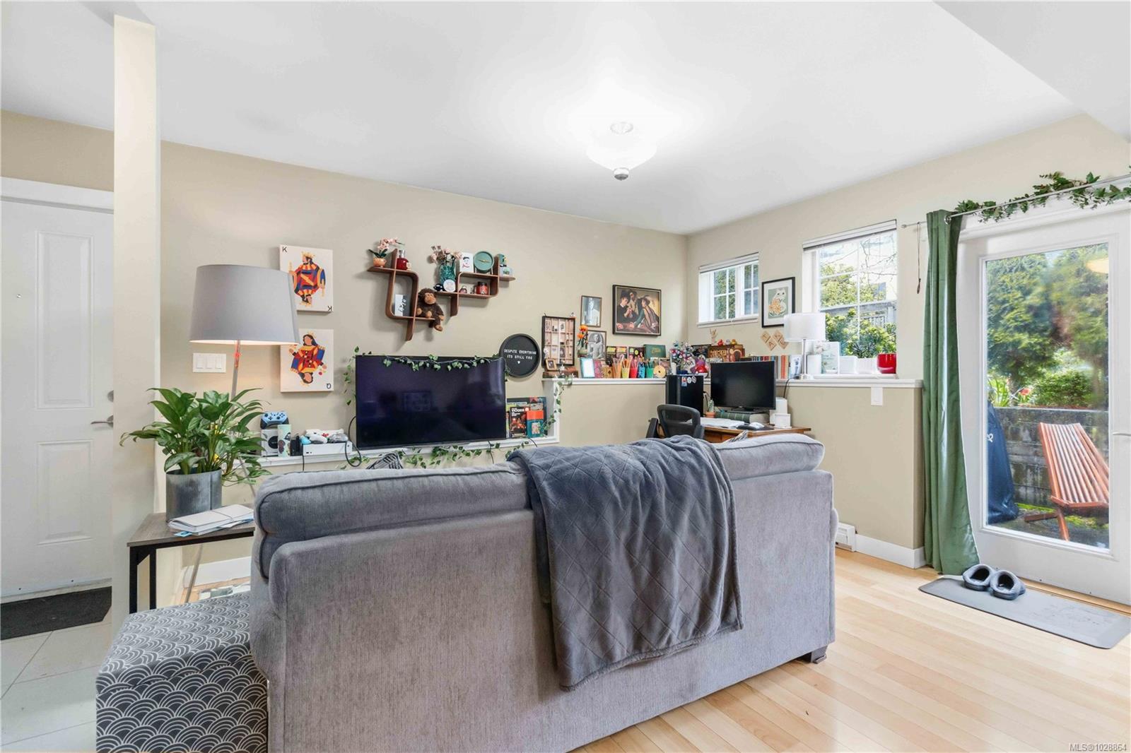 Additional image 6 of 1796 Denman Street, Victoria, BC, V8R 1Y4