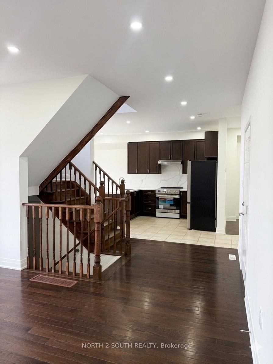 Additional image 5 of Upper-2271 Whitewood Crescent, Innisfil, ON, L9S 2B1