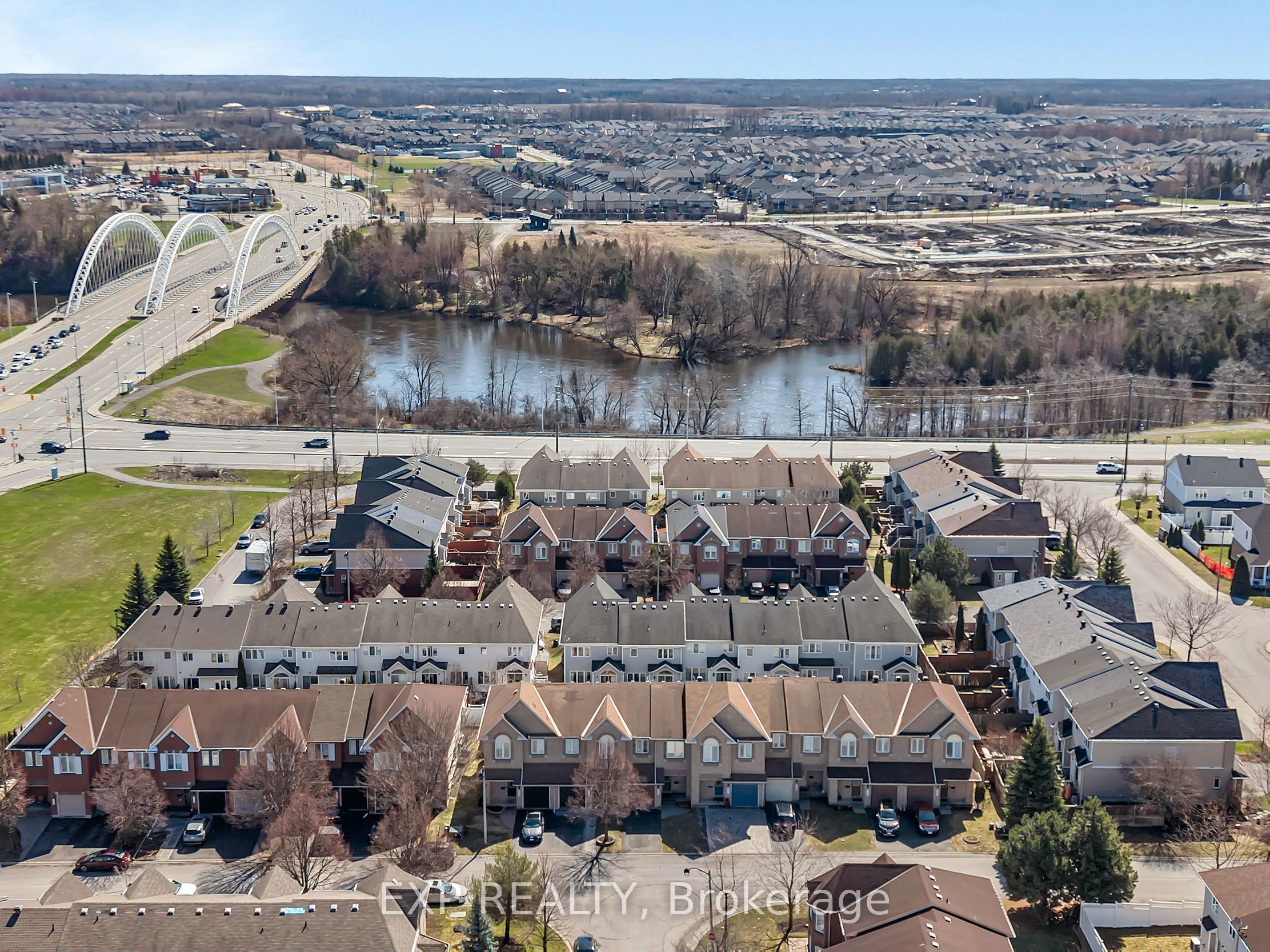 Additional image 2 of 359 Bakewell Crescent, Ottawa, ON, K2G 7E9