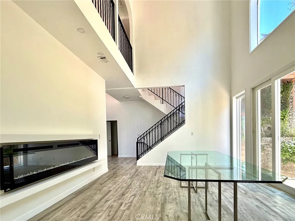 Additional image 3 of 43 Flintlock Ln, Bell Canyon, CA 91307