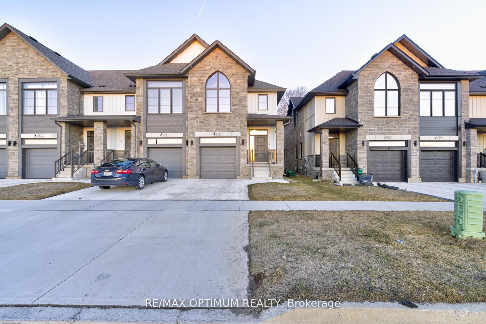 Additional image 3 of 142 Queensbrook Crescent, Cambridge, ON, N1S 0E4