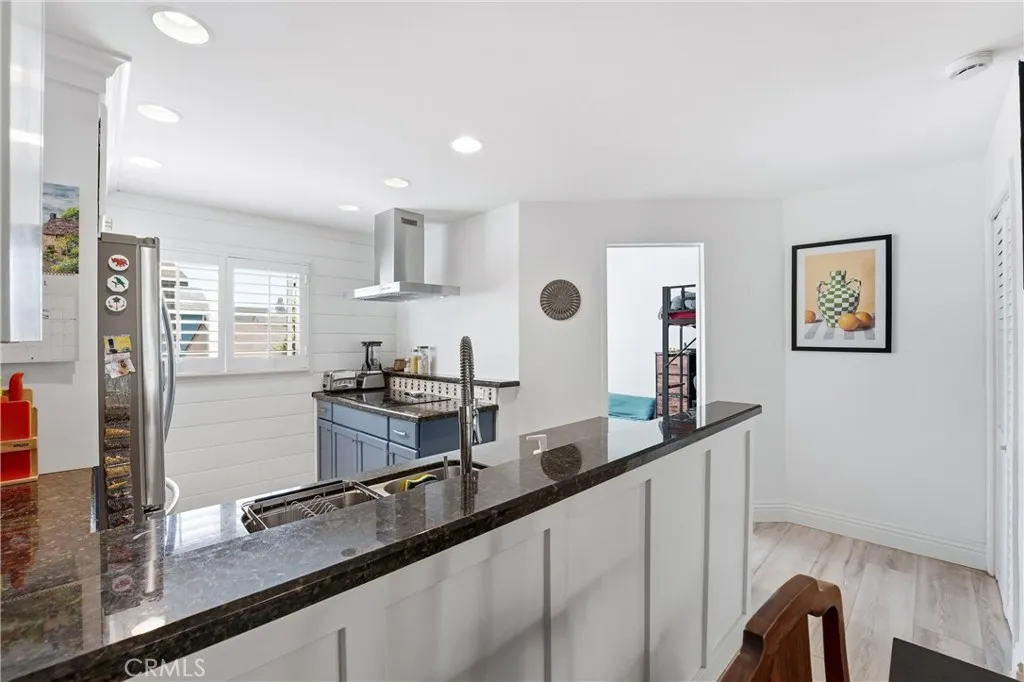 Additional image 30 of 2112 Warfield Ave Unit 10, Redondo Beach, CA 90278