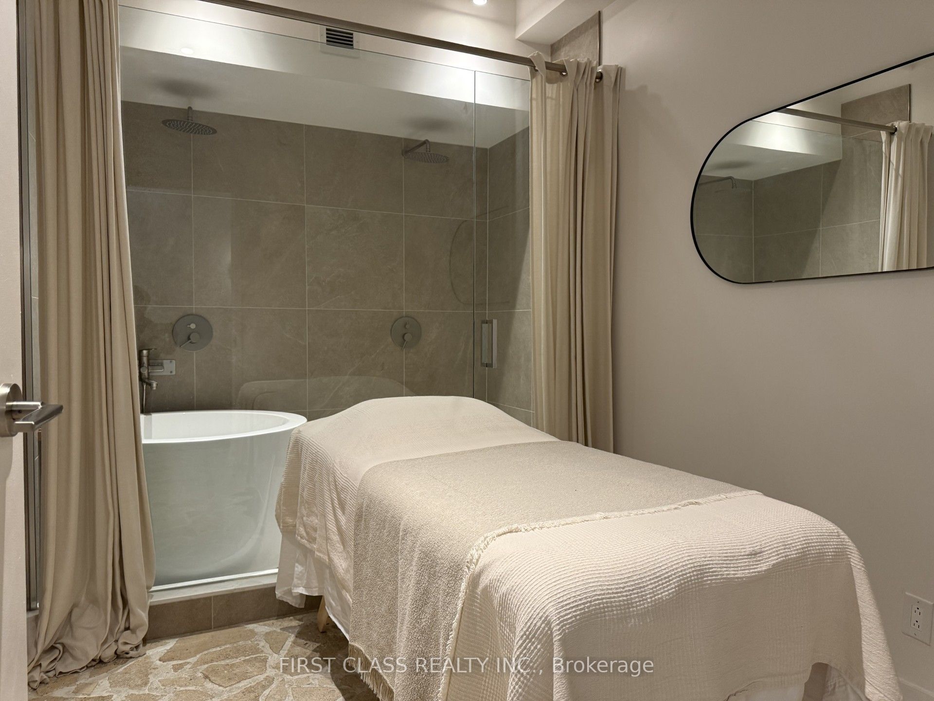 Additional image 6 of 785 Dundas Street W, Toronto, ON, M6J 1V2