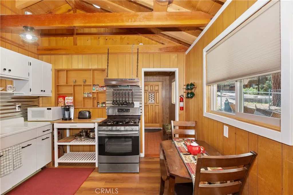 Additional image 45 of 428 W Aeroplane Blvd, Big Bear City, CA 92314