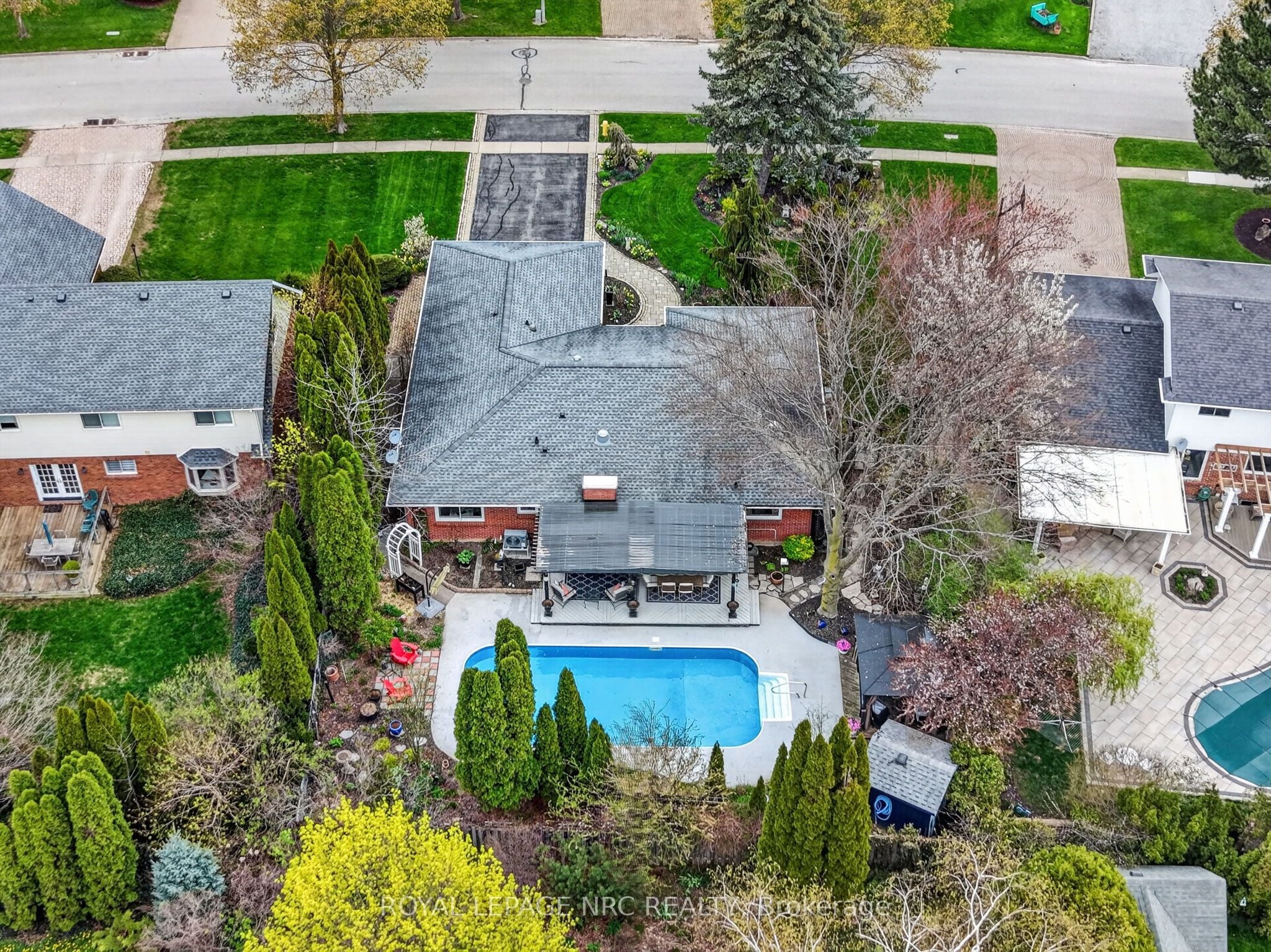 Additional image 2 of 33 Colonel Butler Crescent, Niagara-on-the-lake, ON, L0S 1J0
