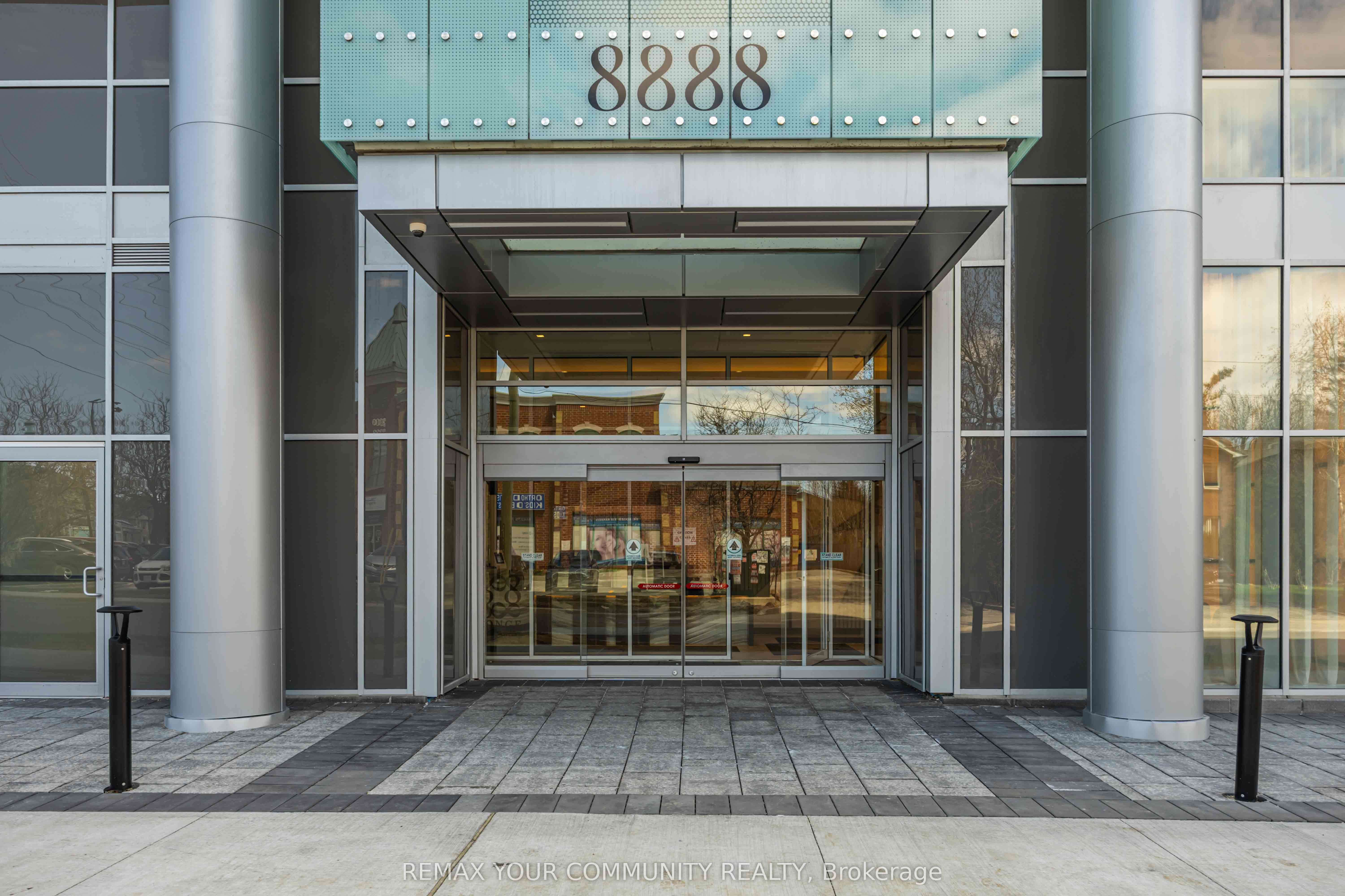 Additional image 2 of 202-8888 Yonge Street, Richmond Hill, ON, L4C 0T4