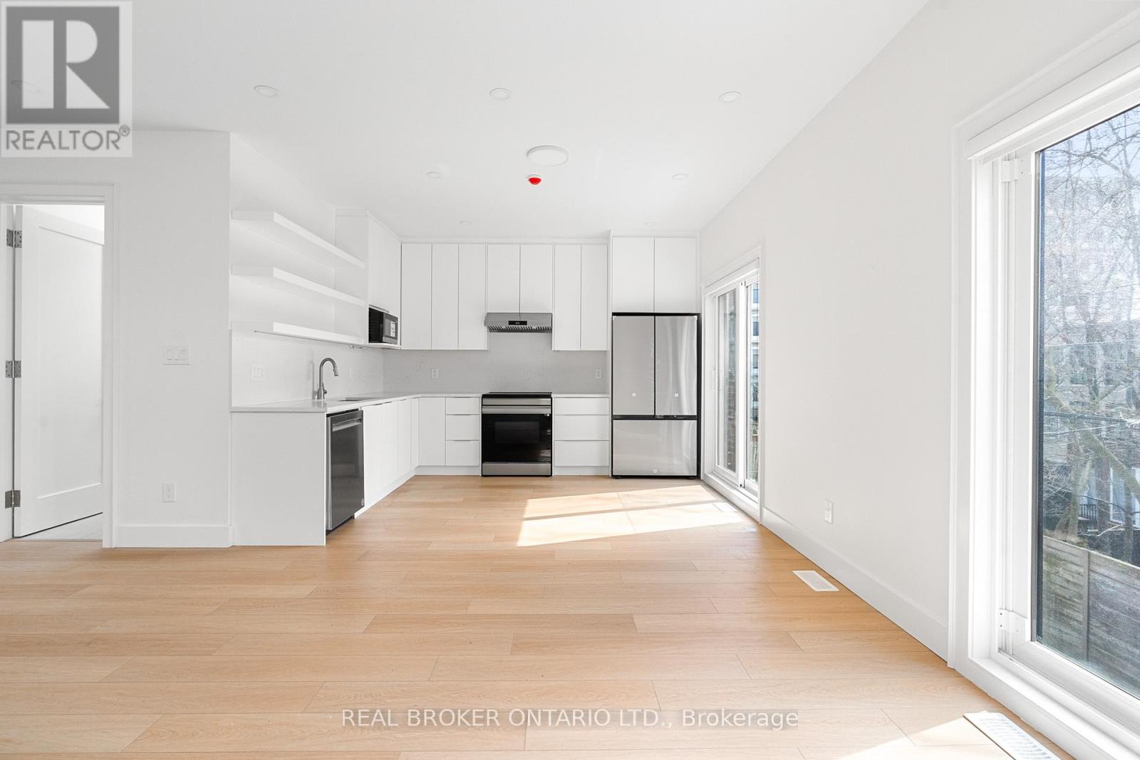 Additional image 5 of 21 Farnham Avenue, Toronto, ON, M4V1H6