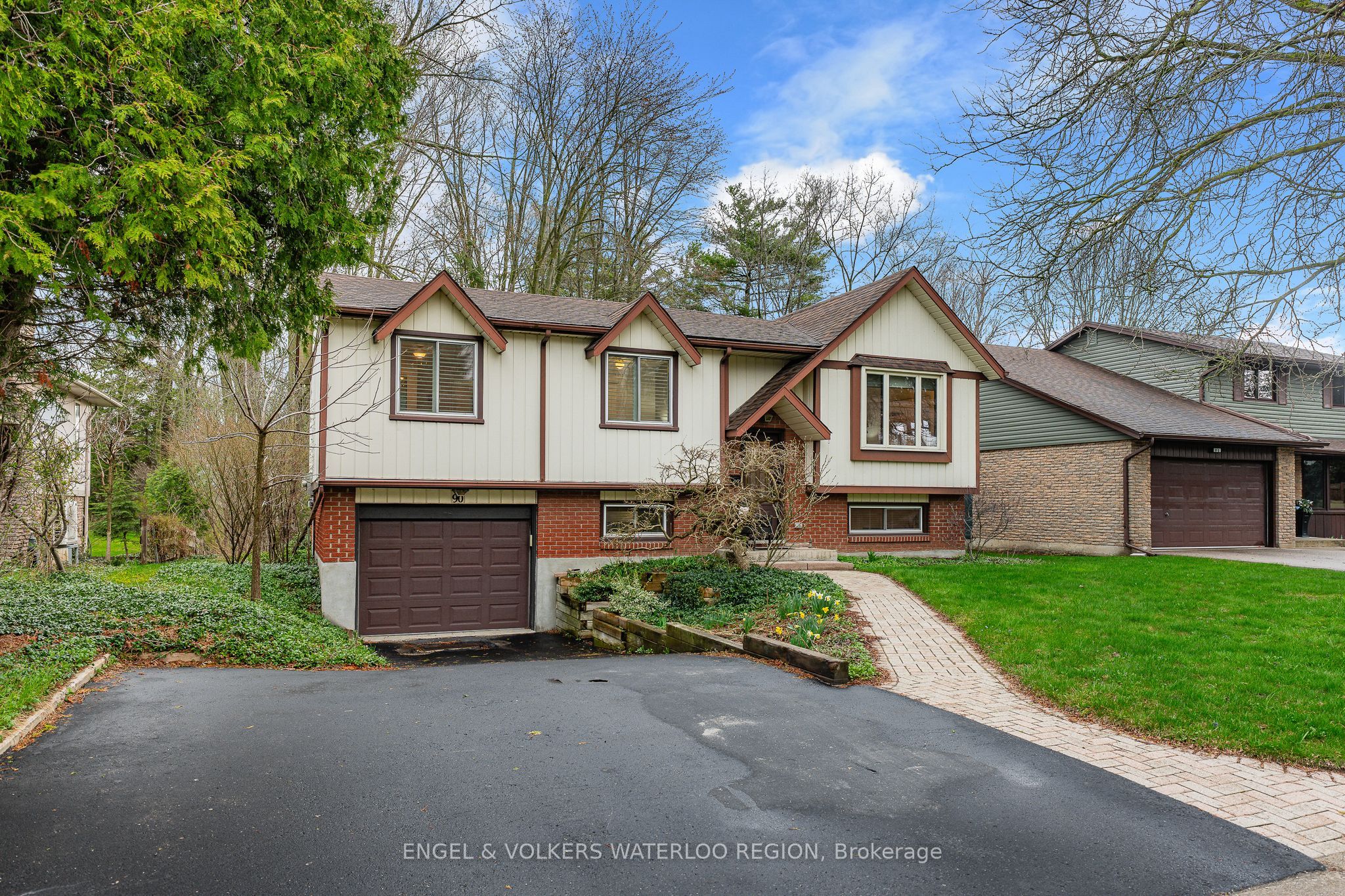 Additional image 2 of 90 Amos Avenue, Waterloo, ON, N2L 5C4