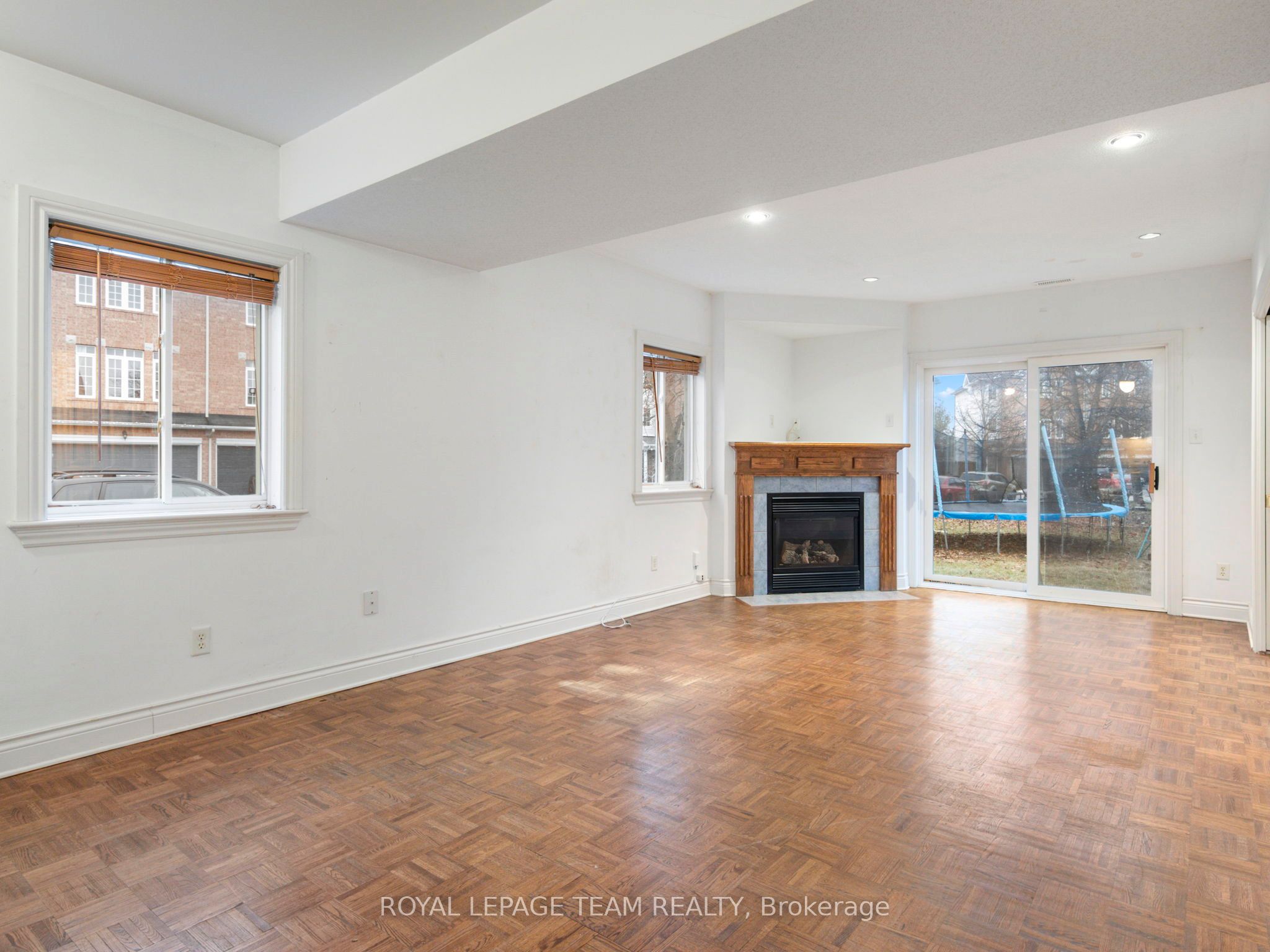 Additional image 5 of 51 Castle Glen Crescent, Ottawa, ON, K2L 4G9