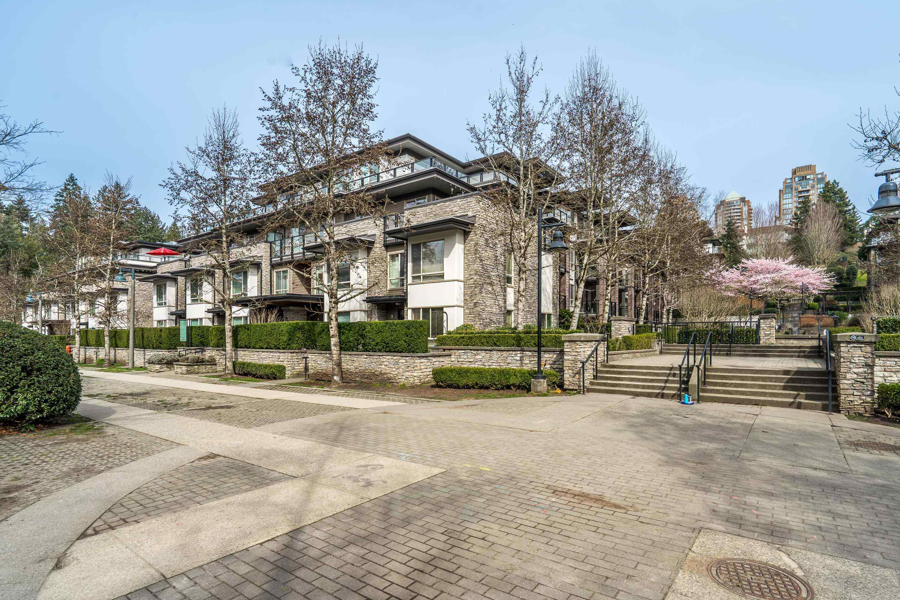 Additional image 4 of 302-7428 Byrnepark Walk, Burnaby, BC, V3N 0B4