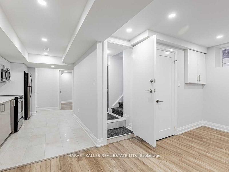 Additional image 6 of Lower-987 Avenue Road, Toronto, ON, M5P 2K9