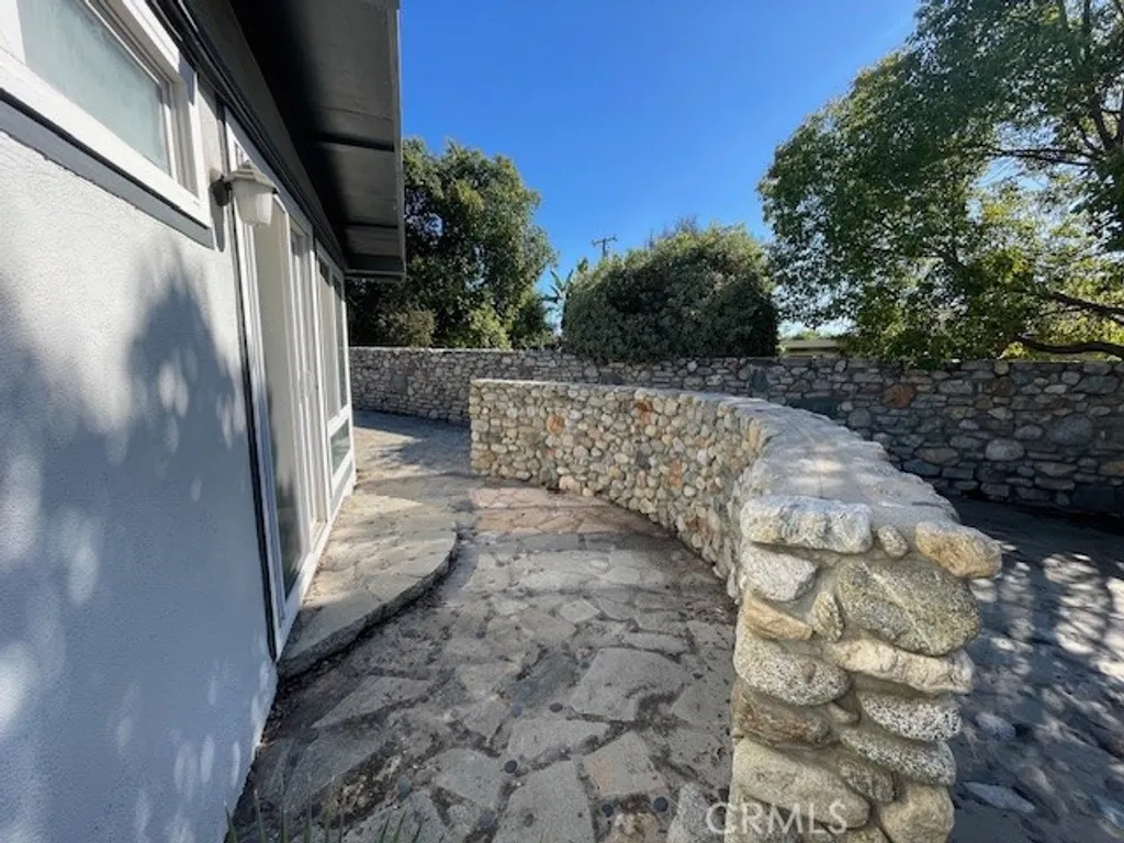 Additional image 4 of 1690 N Mills Ave, Claremont, CA 91711