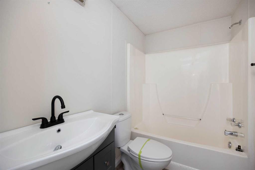 Additional image 6 of 157 Cree Road, Fort Mcmurray, AB, T9K 1X7