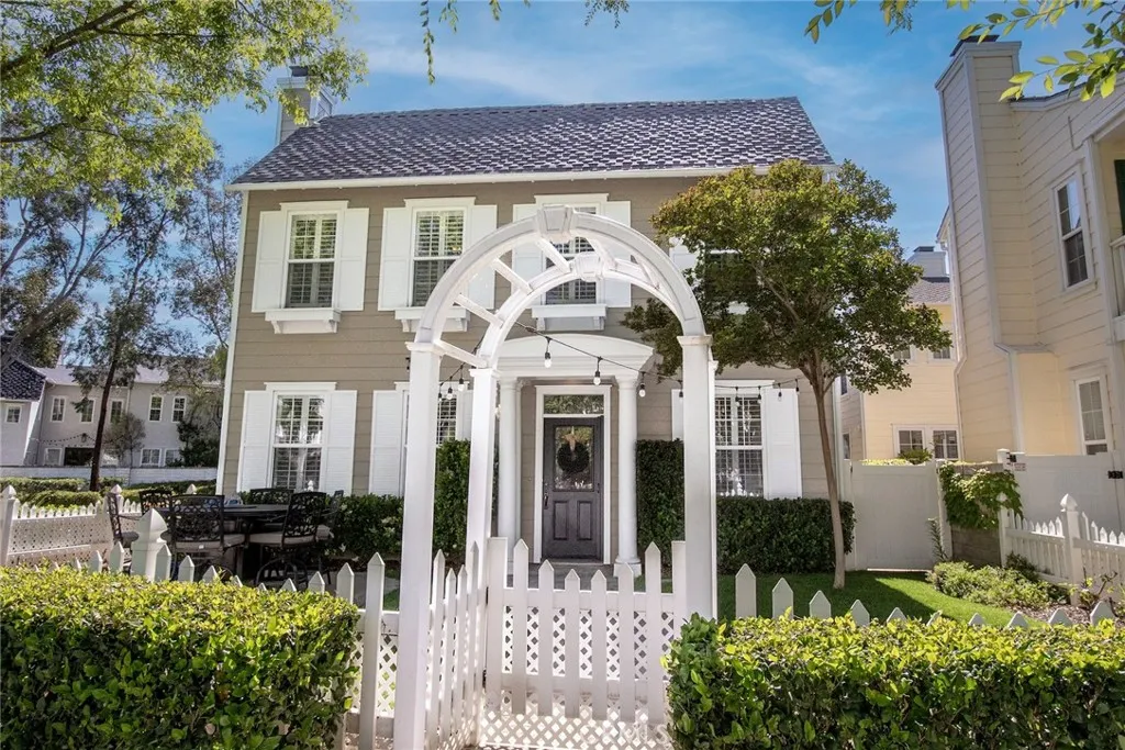 27042 Edgewater Lane, Valencia, CA 91355
