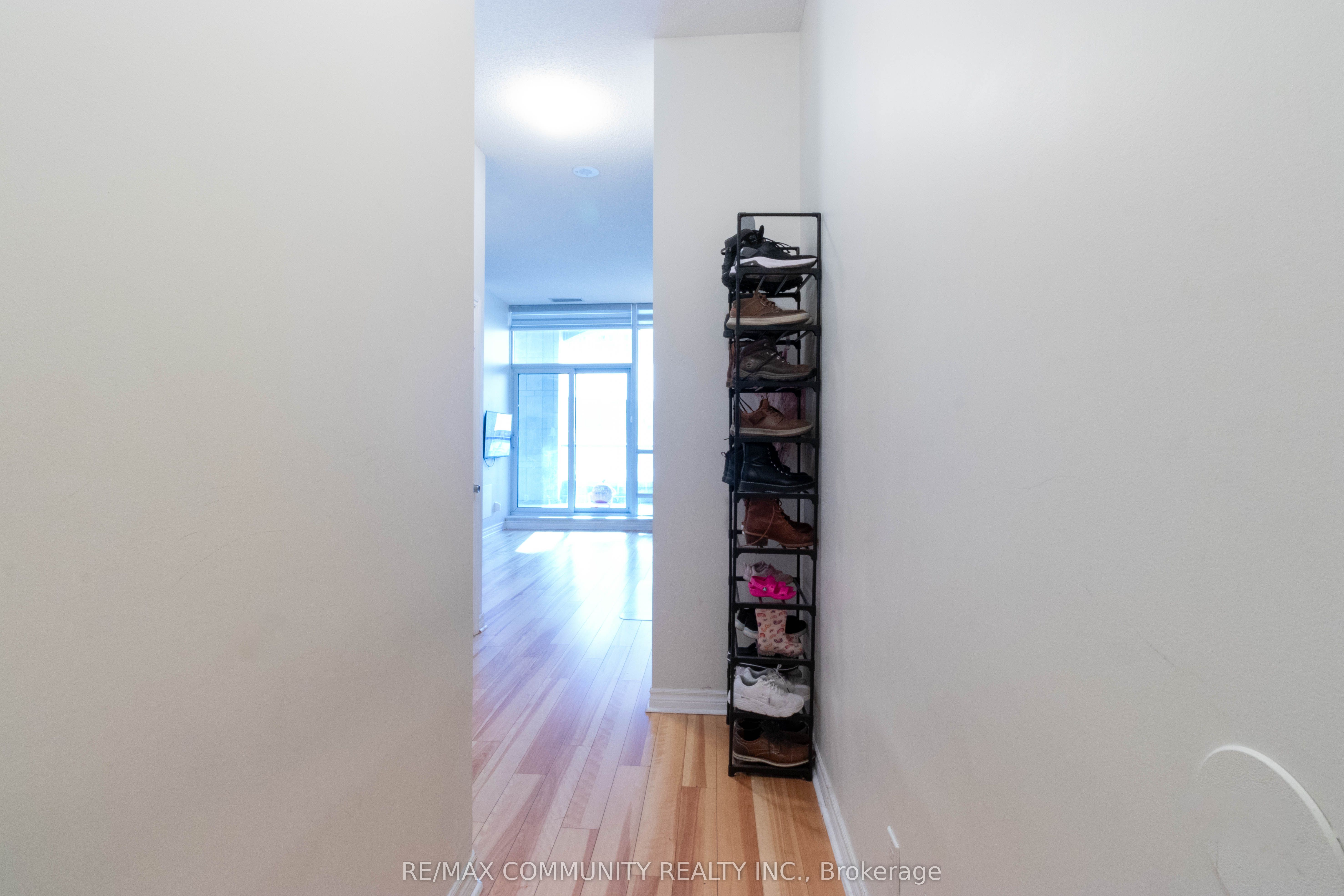 Additional image 6 of 202-763 Bay Street, Toronto, ON, M5G 2R3
