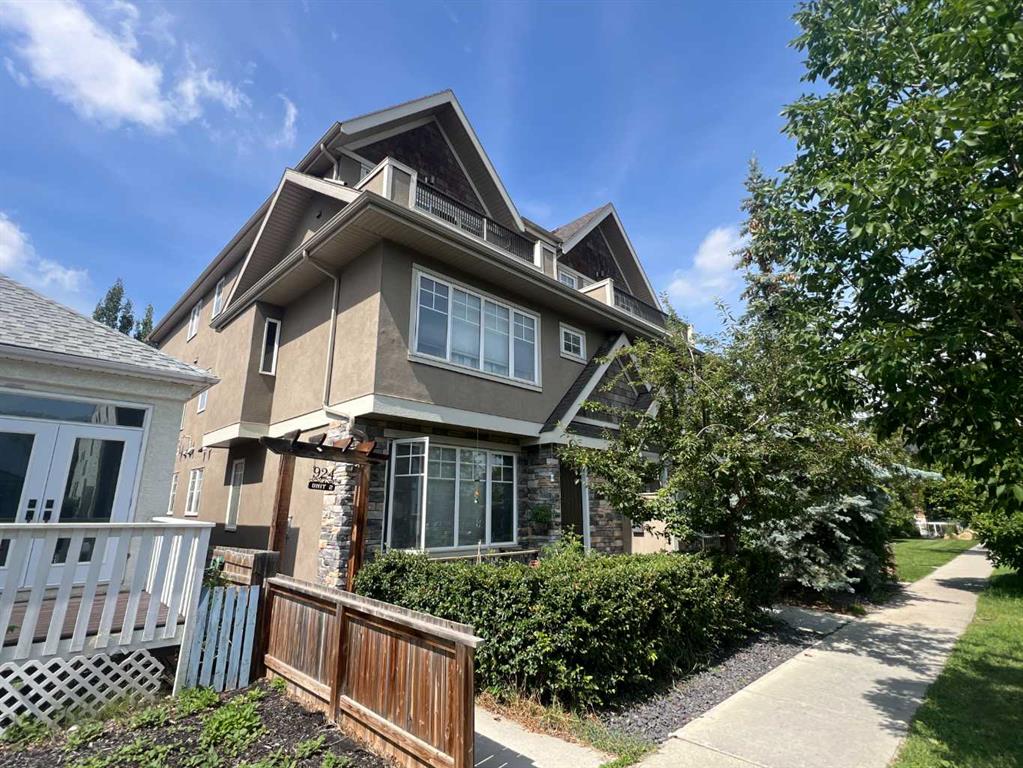 Additional image 6 of 2-924 3 Avenue NW, Calgary, AB, T2N 0J6