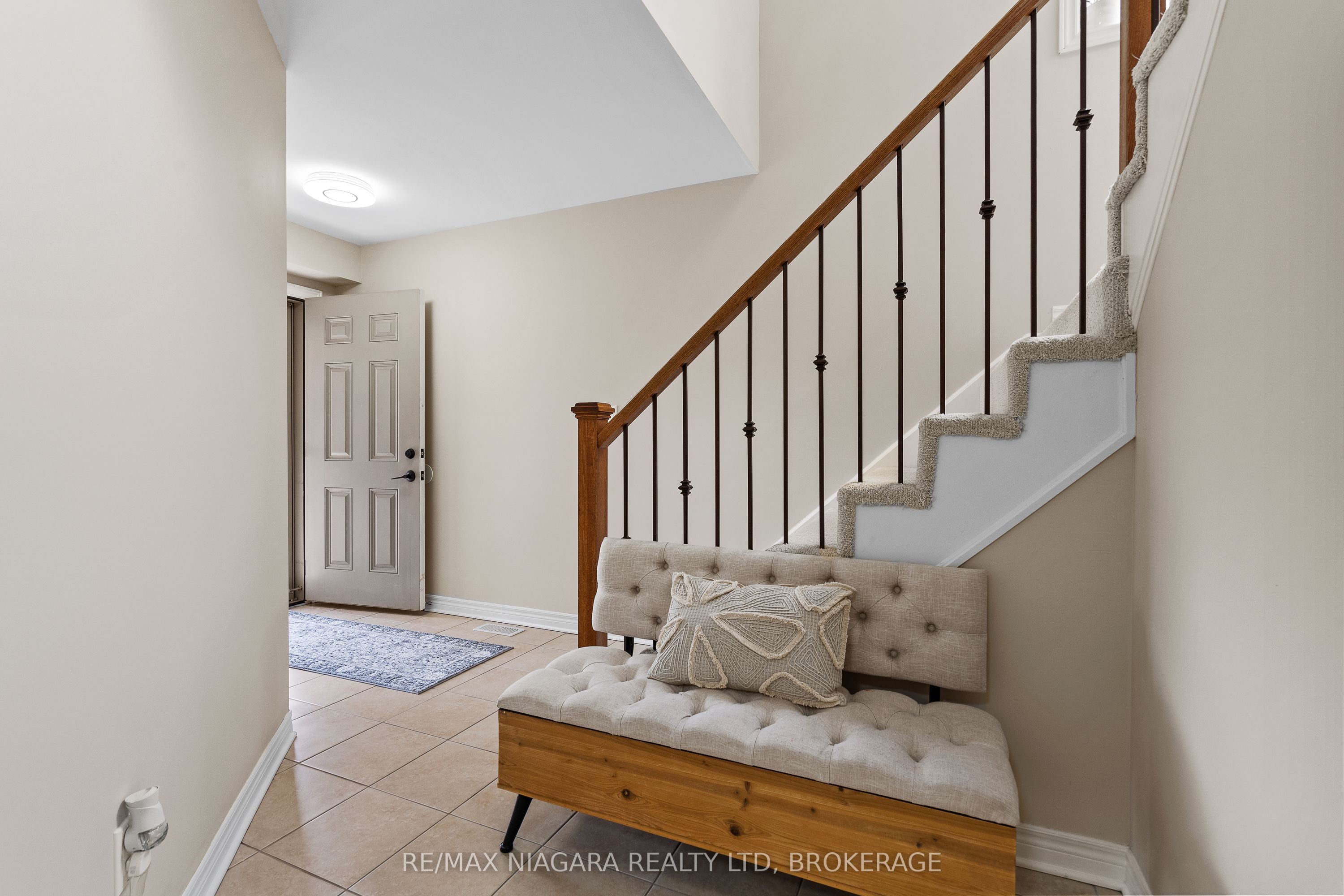 Additional image 3 of 8511 Jennifer Crescent, Niagara Falls, ON, L2H 0J3