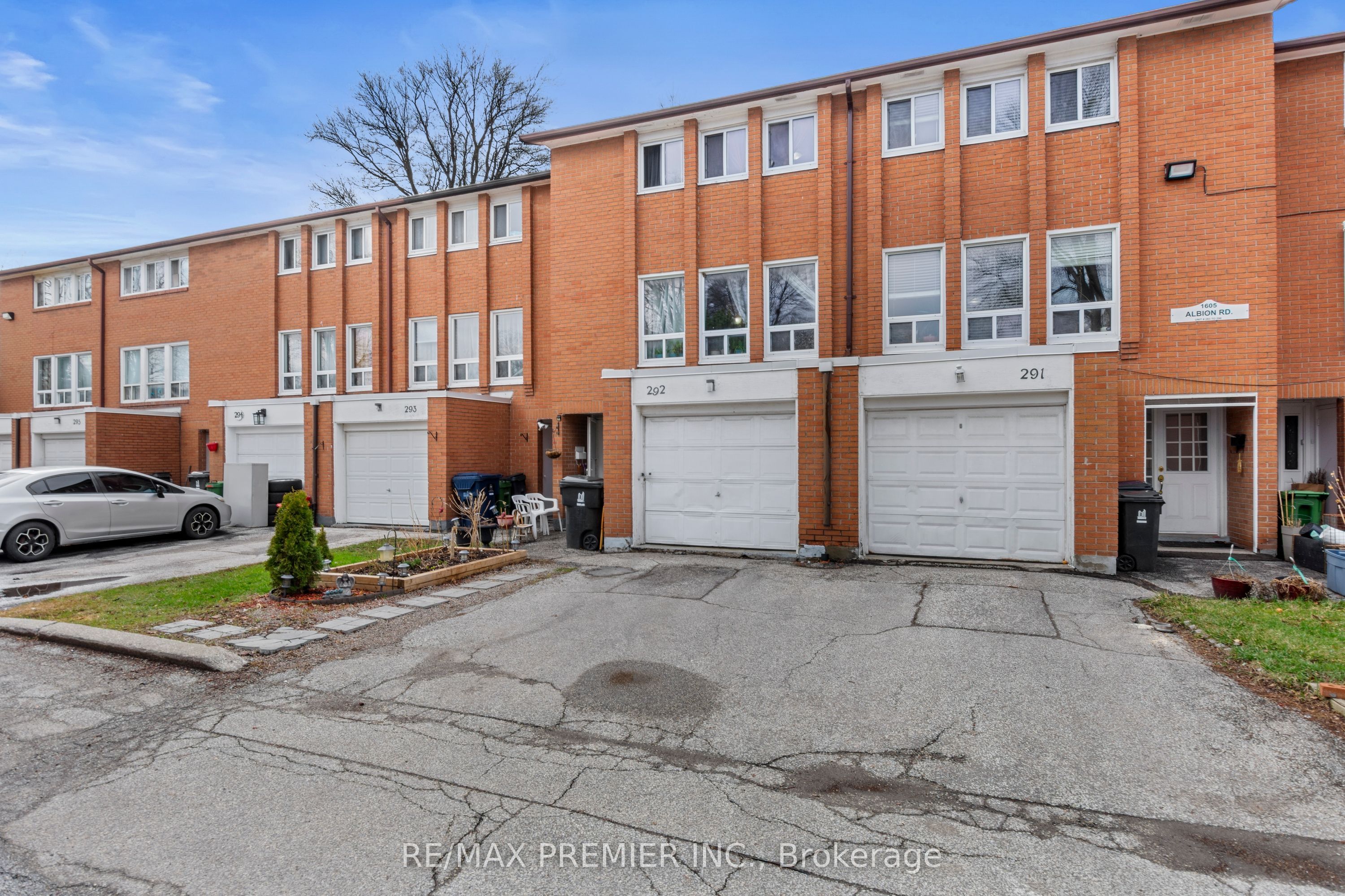 Additional image 4 of 292-1605 Albion Road, Toronto, ON, M9V 1B6