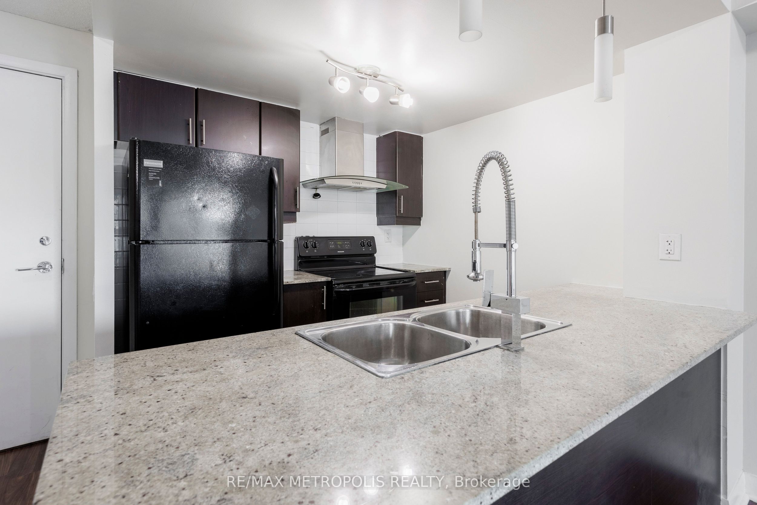 Additional image 6 of 1909-25 Town Centre Court, Toronto, ON, M1P 0B4